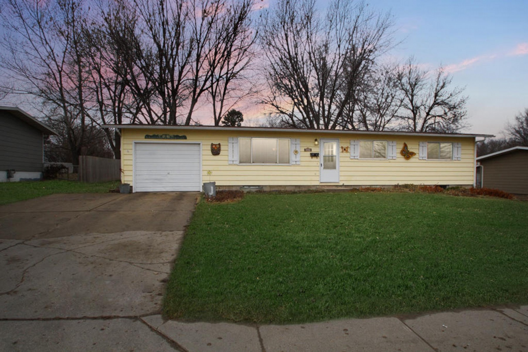 328 22nd Avenue S, Brookings, SD 57006