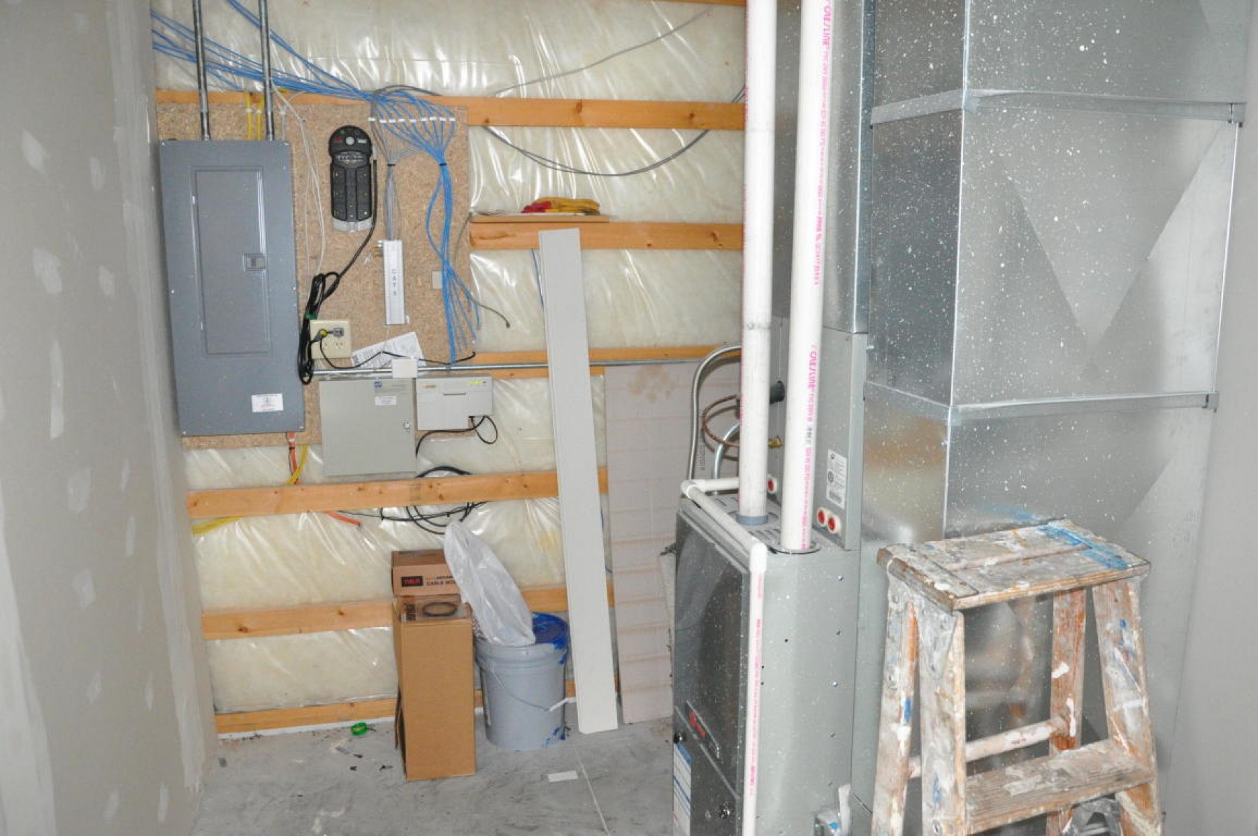 525 8th Street S, Brookings, SD 57006