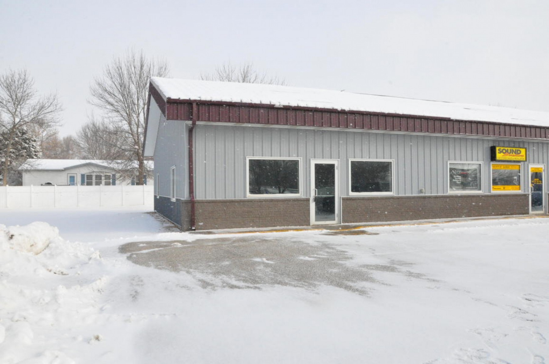 525 8th Street S, Brookings, SD 57006