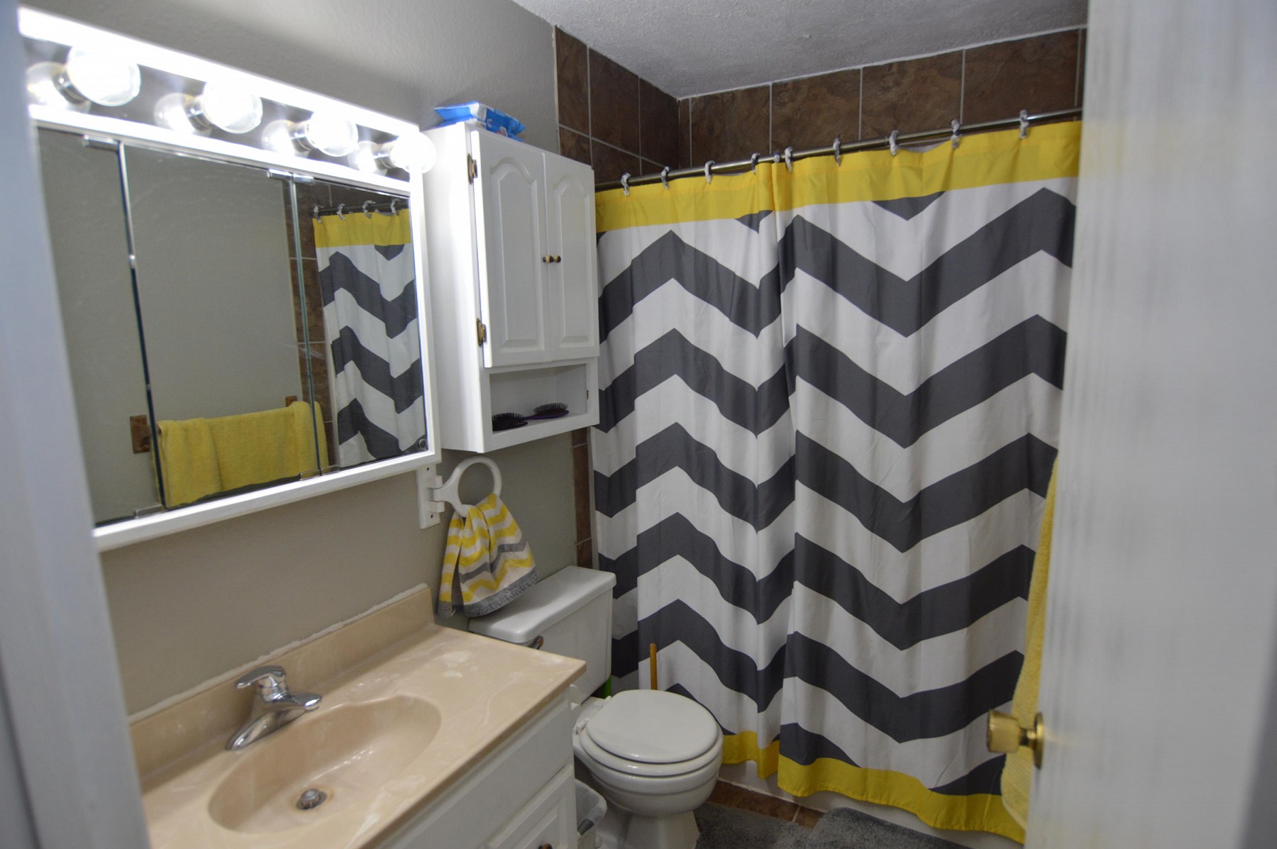 950 Broken Bow Trail, Brookings, SD 57006