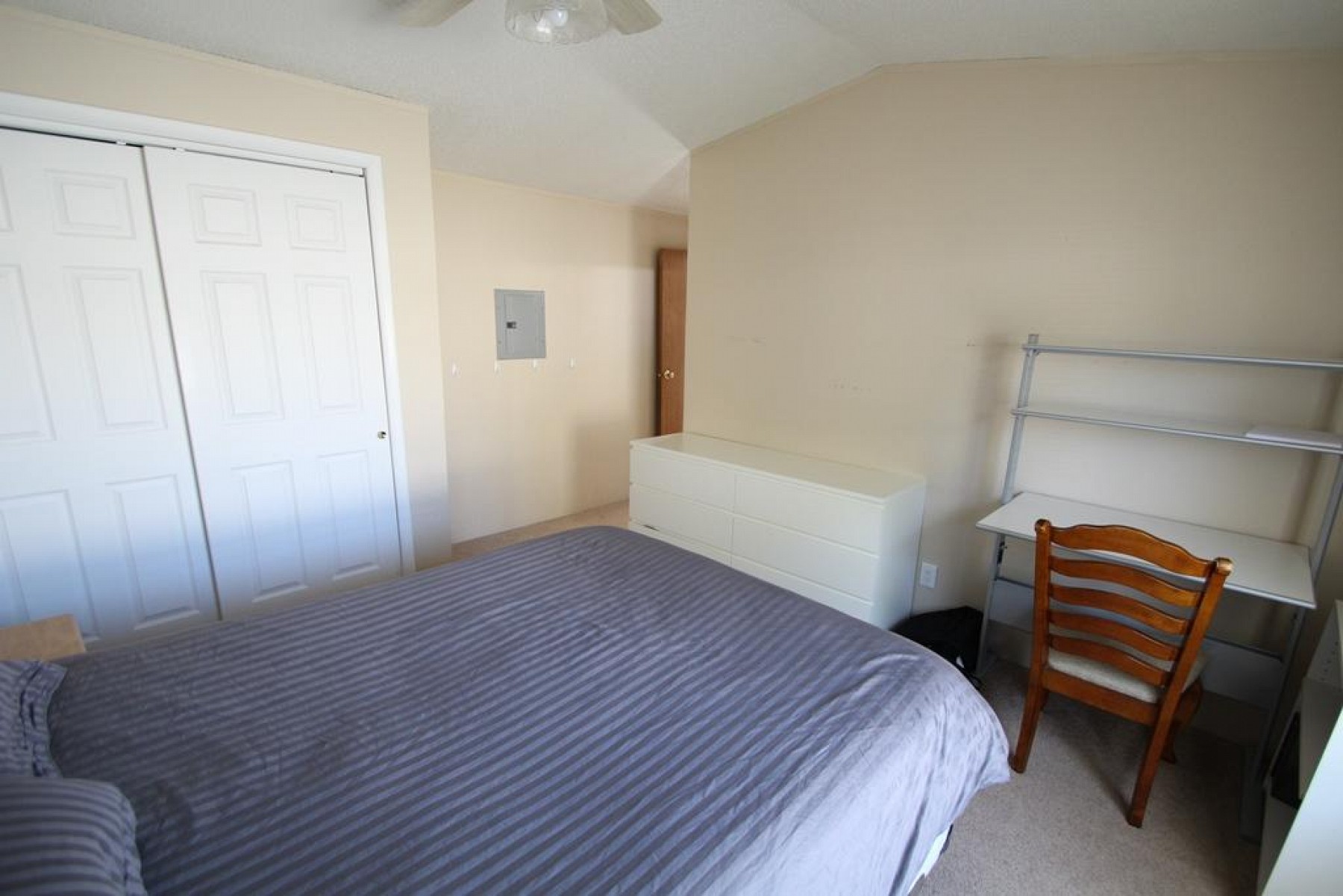 408 3rd Ave. S, Brookings, SD 57006