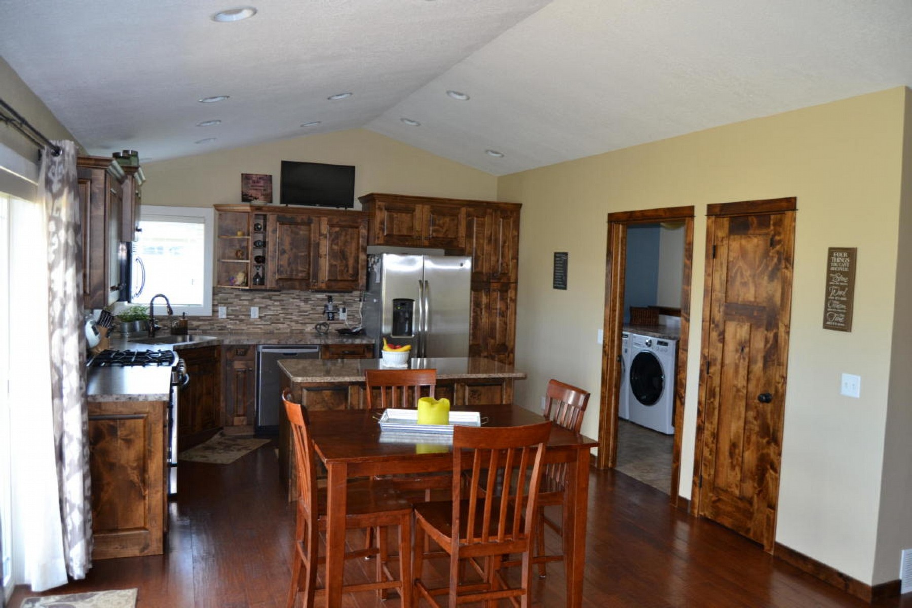 1825 Tanbury Lane, Brookings, SD 57006