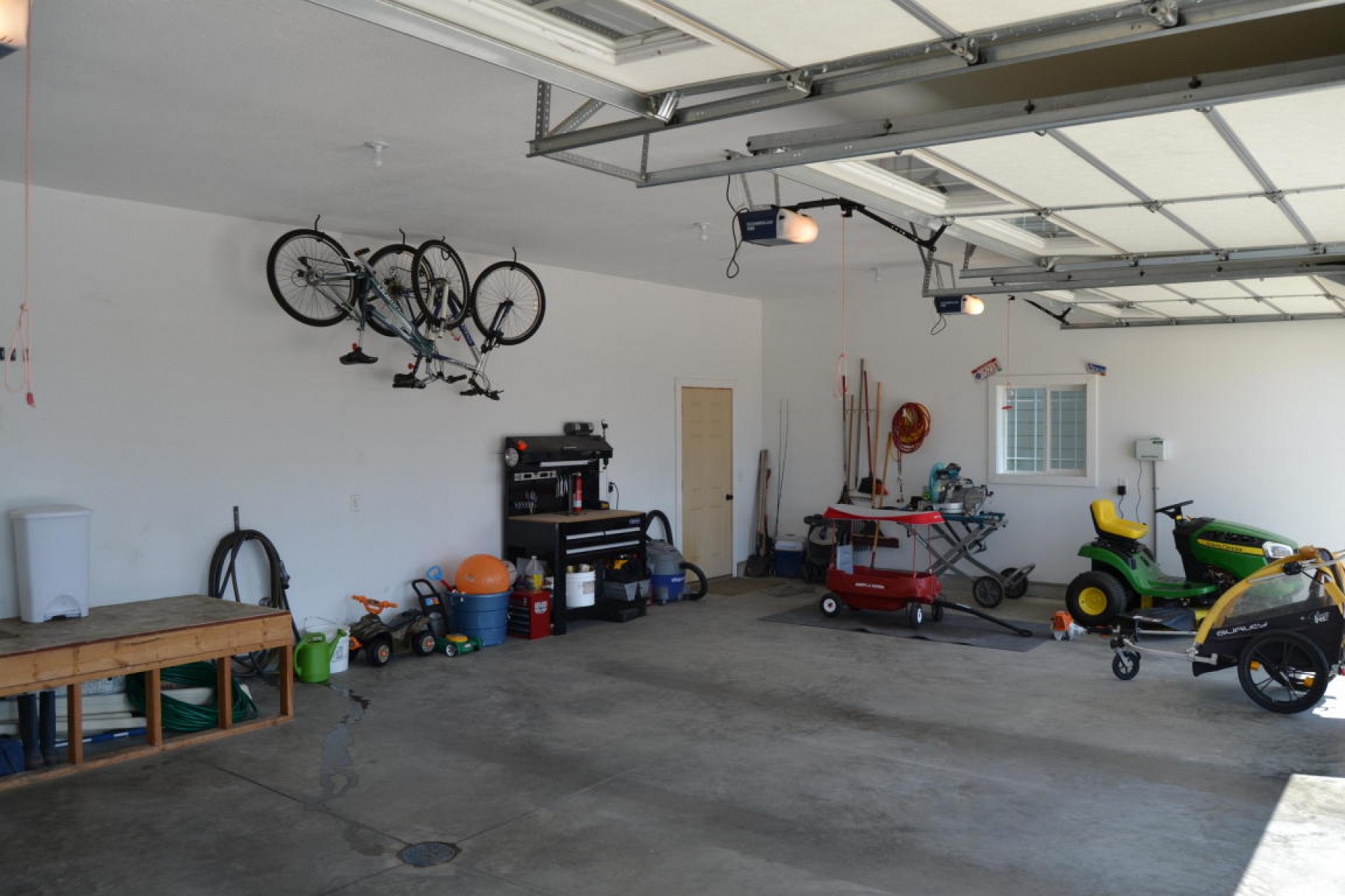 1825 Tanbury Lane, Brookings, SD 57006