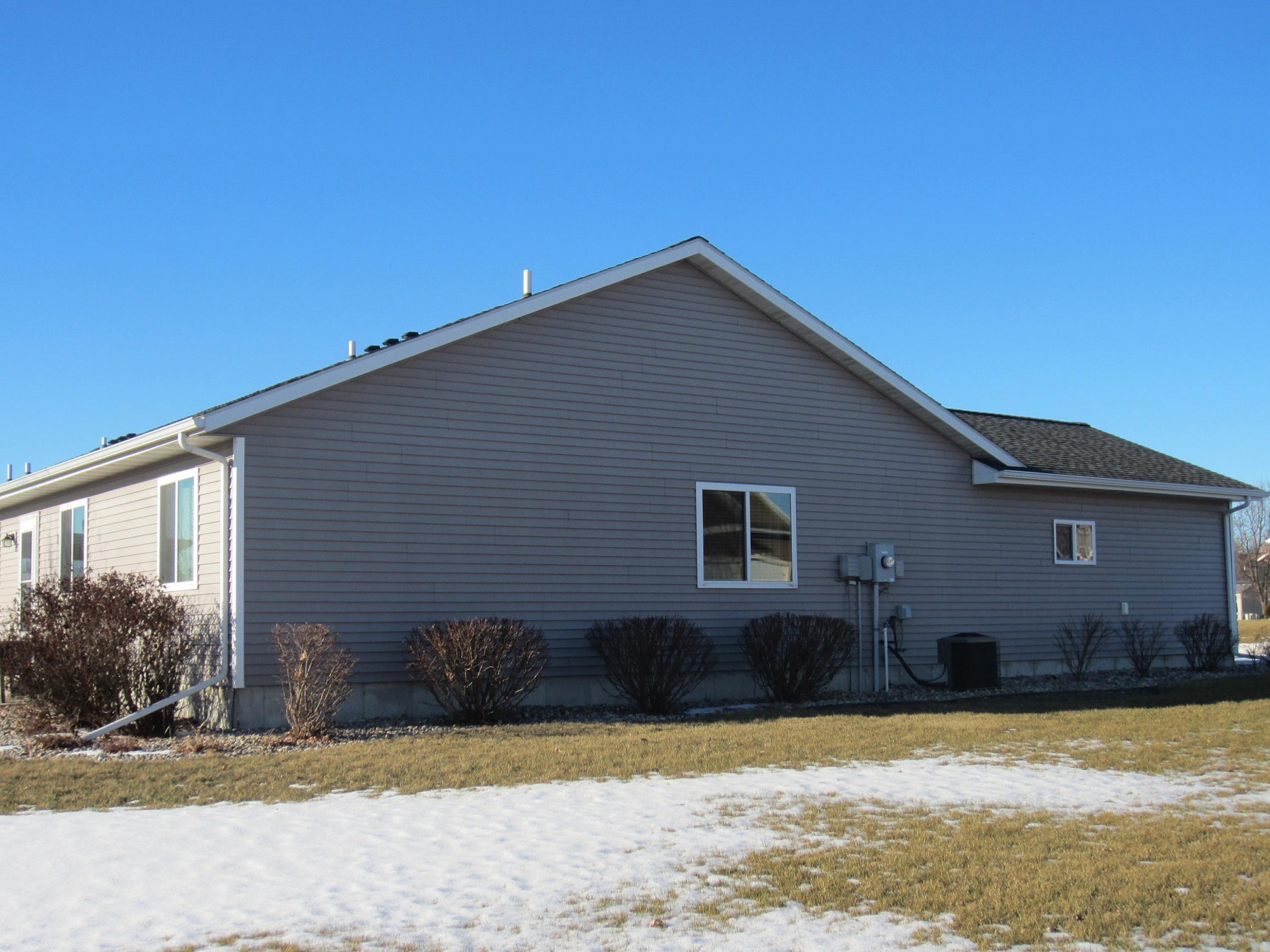 103 Dakota Trail, Brookings, SD 57006