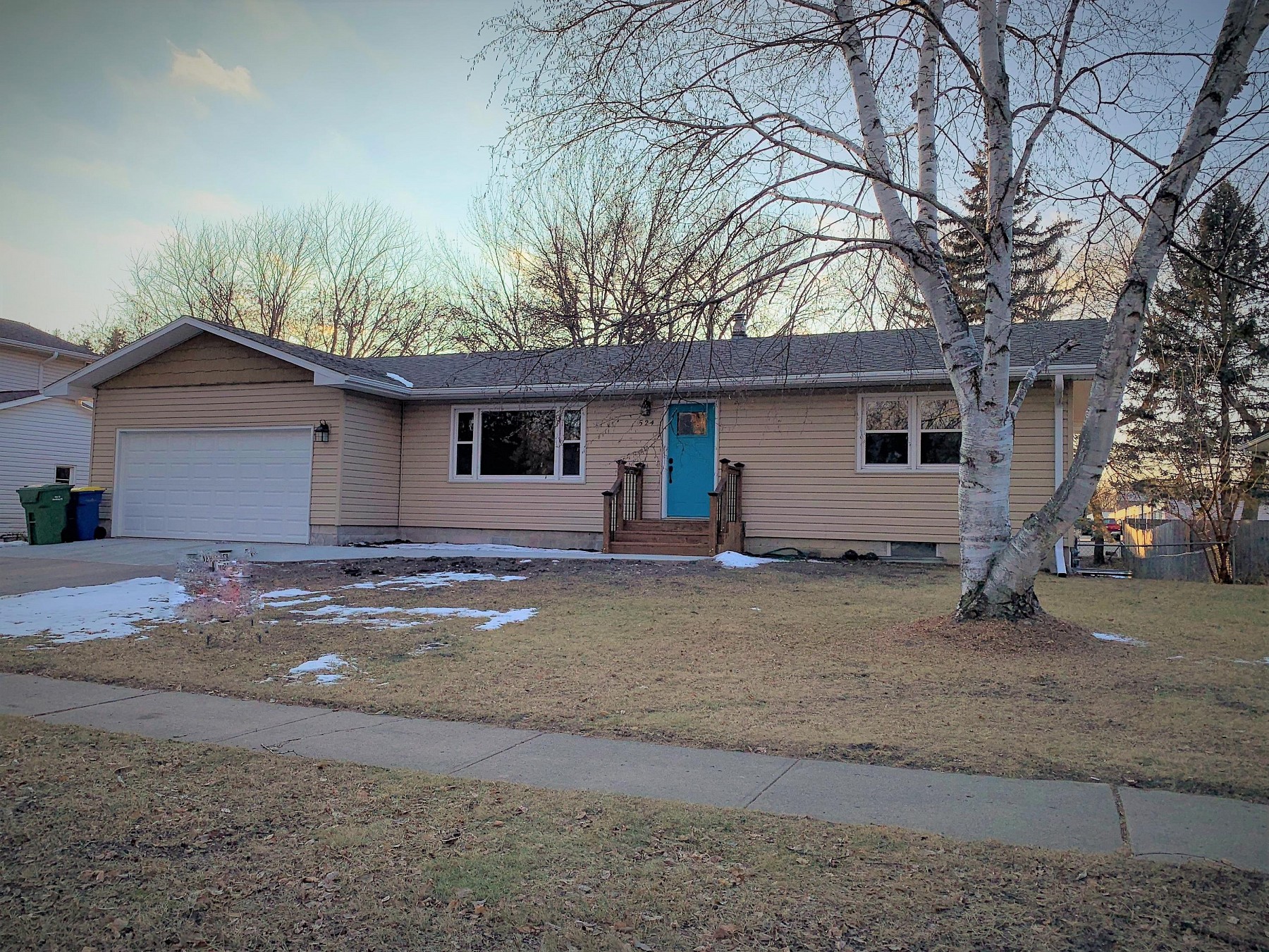 524 17th Avenue S, Brookings, SD 57006