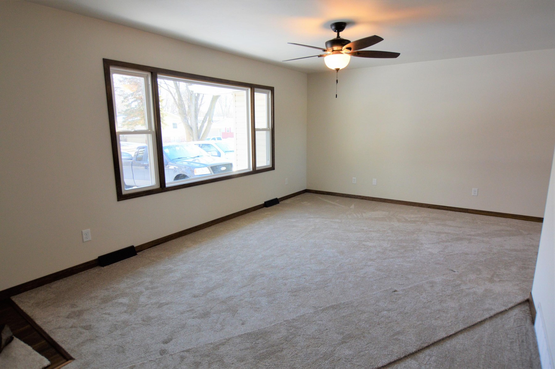 524 17th Avenue S, Brookings, SD 57006