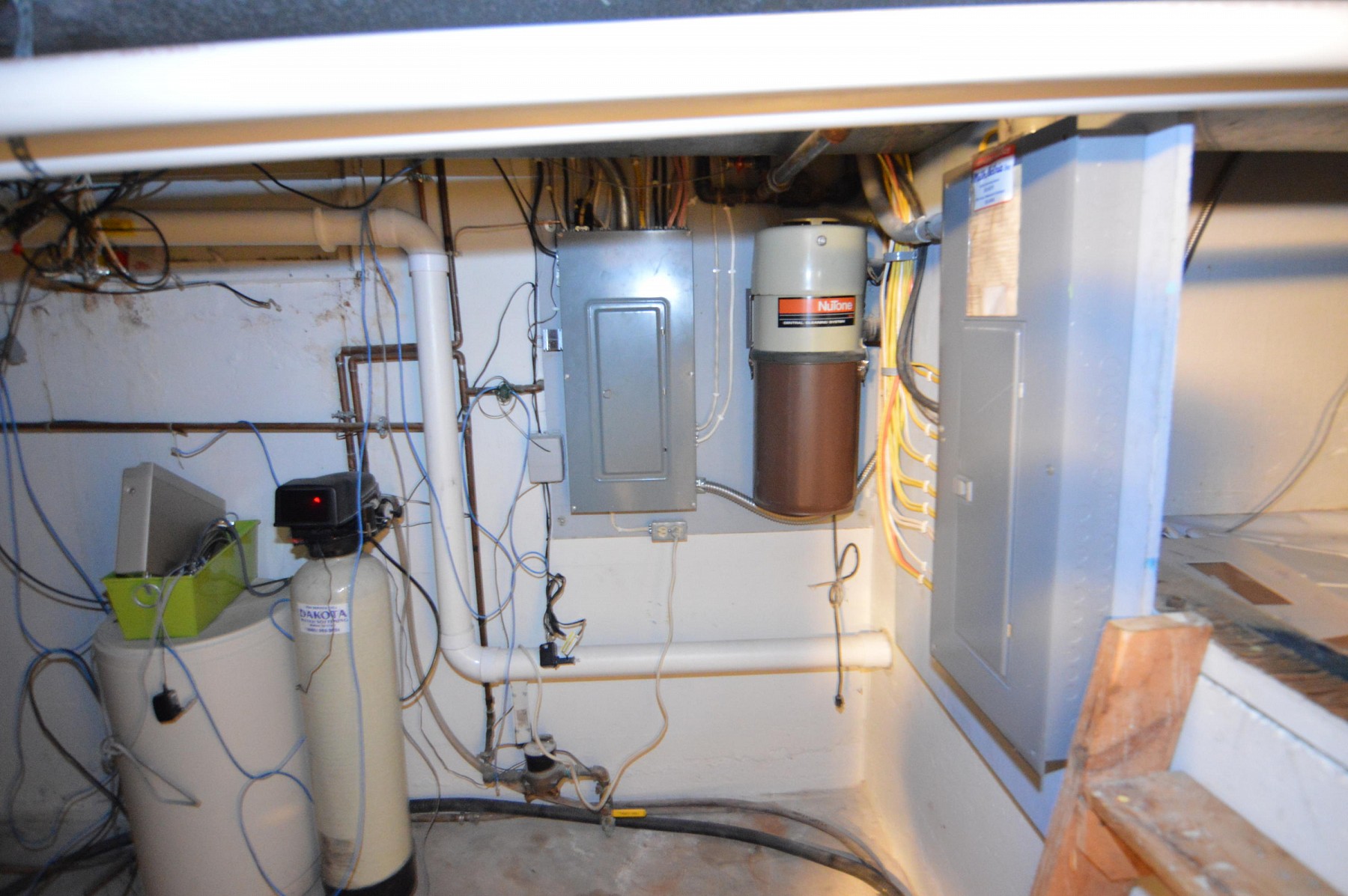 1733 Illinois Avenue SW, Huron, SD 57350