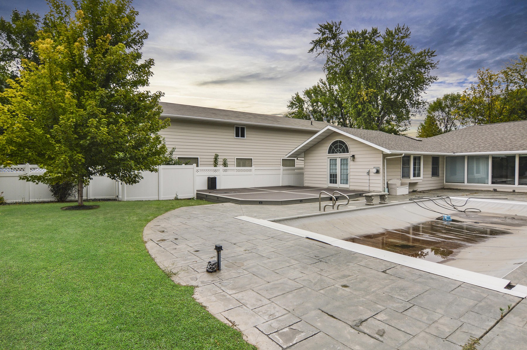 1733 Illinois Avenue SW, Huron, SD 57350