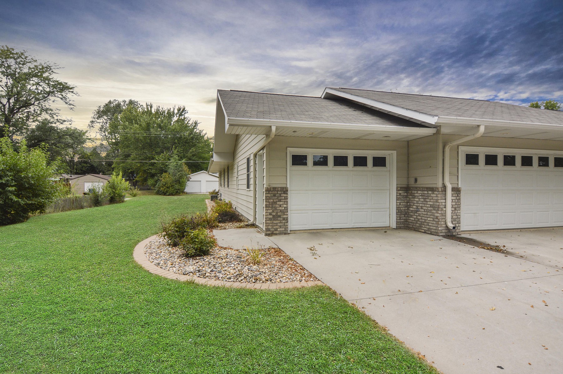 1733 Illinois Avenue SW, Huron, SD 57350