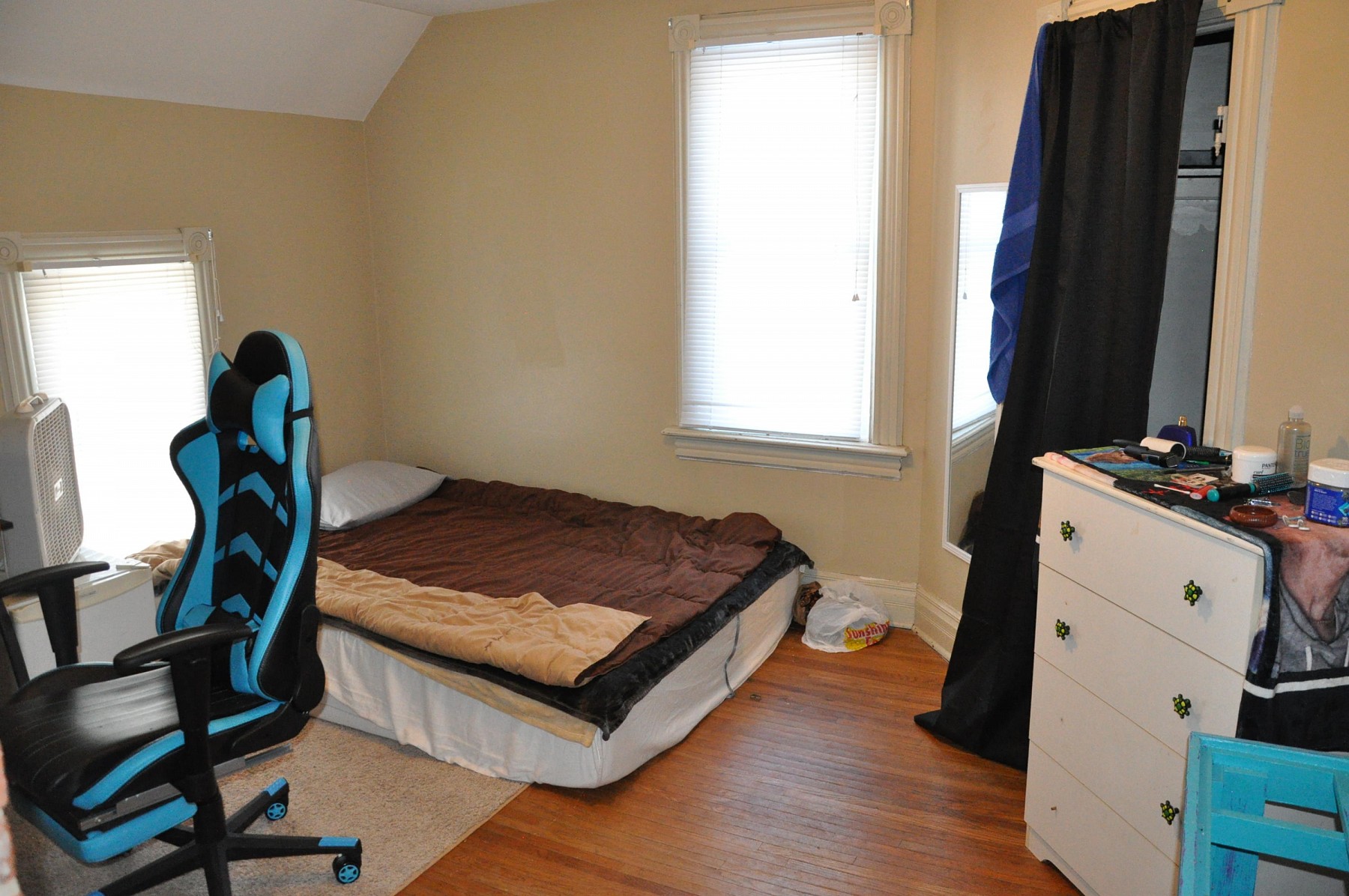 711 6th Street, Brookings, SD 57006