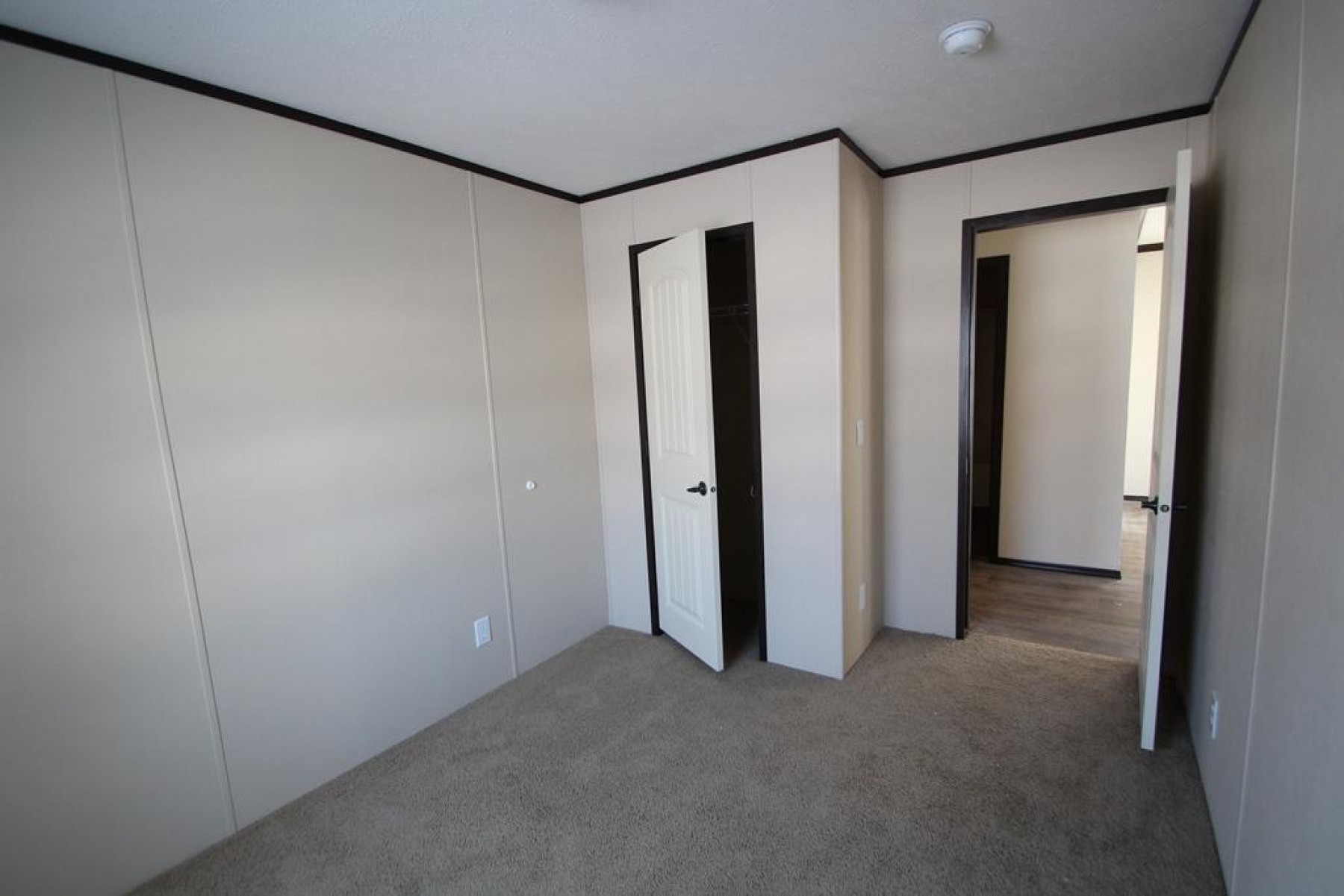 304 Horseshoe Bend Street, Brookings, SD 57006