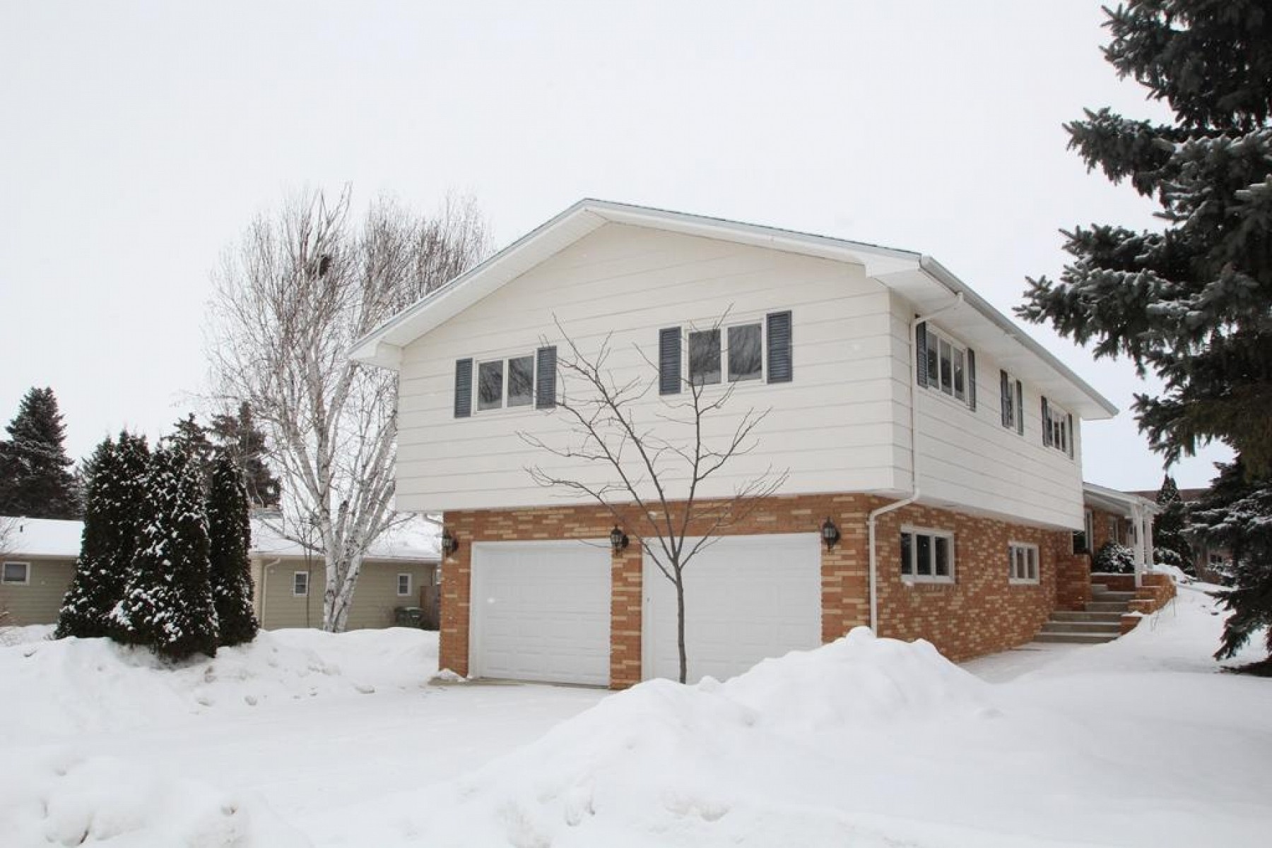 2105 3rd Street, Brookings, SD 57006