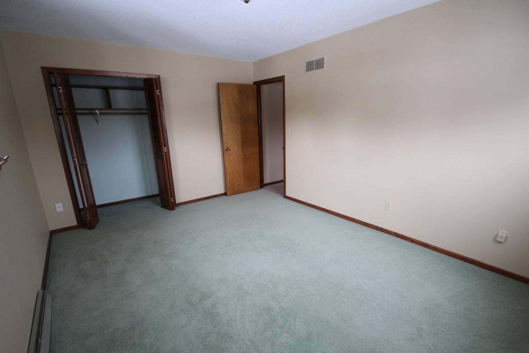 2105 3rd Street, Brookings, SD 57006