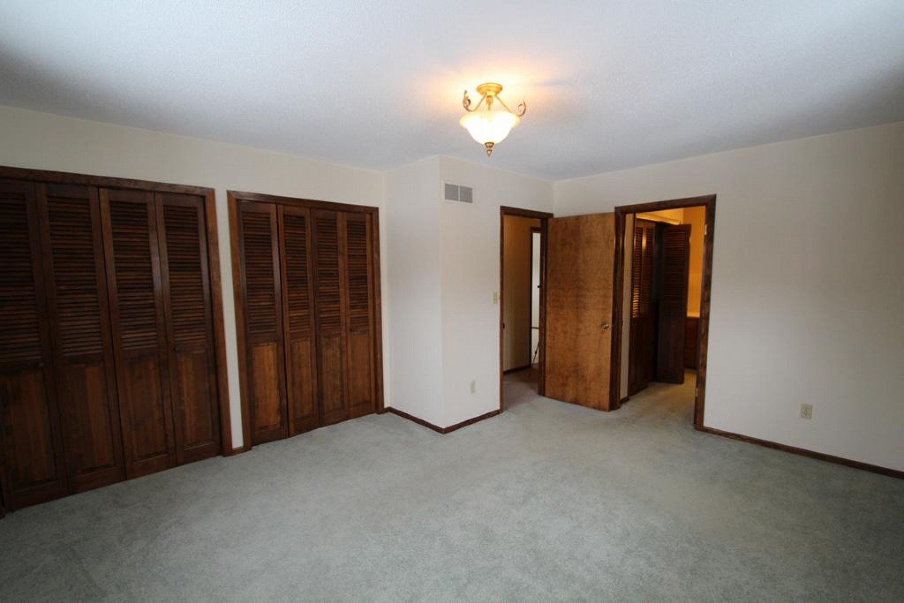 2105 3rd Street, Brookings, SD 57006