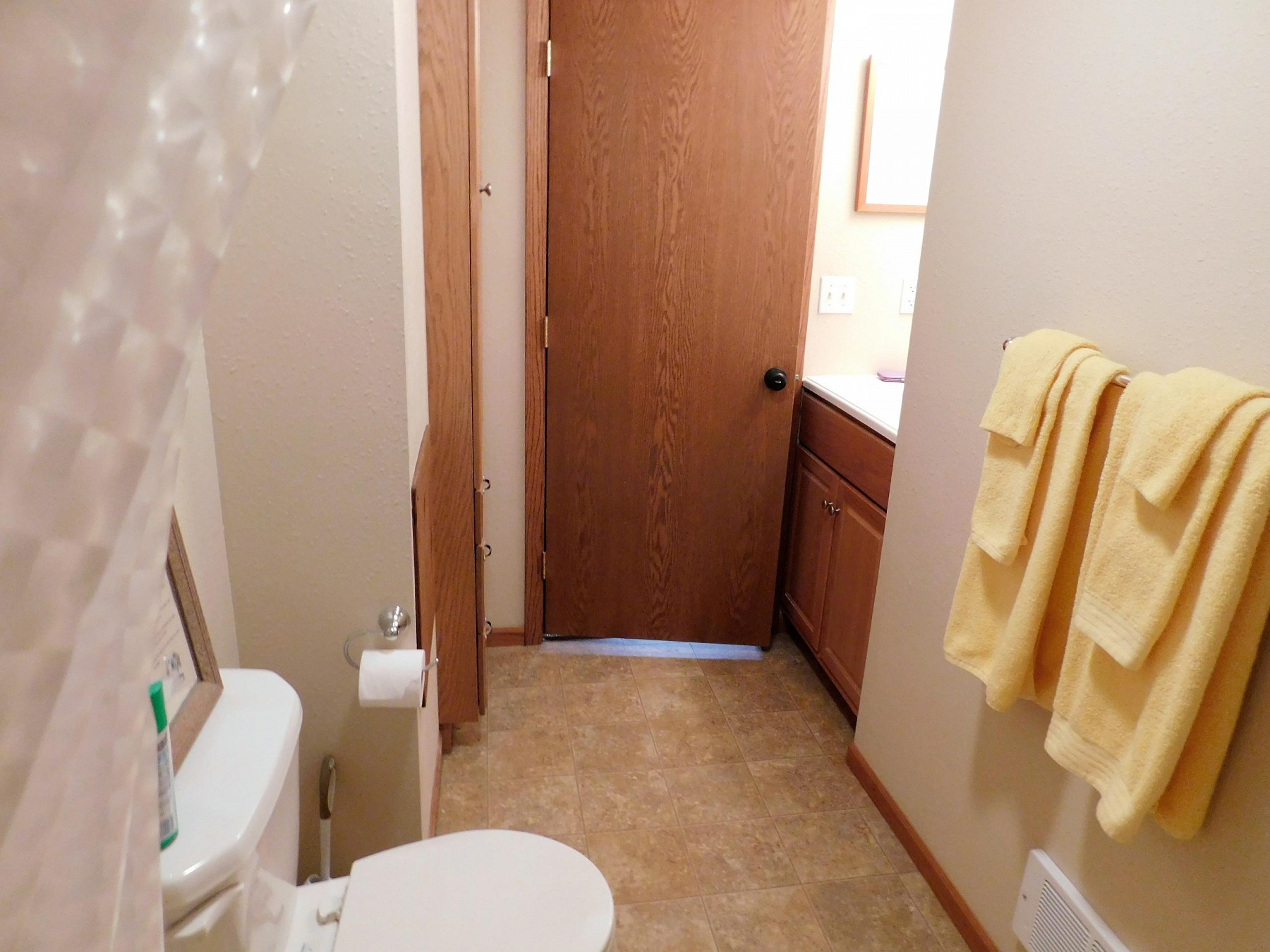 120 Gilley Avenue, Brookings, SD 57006