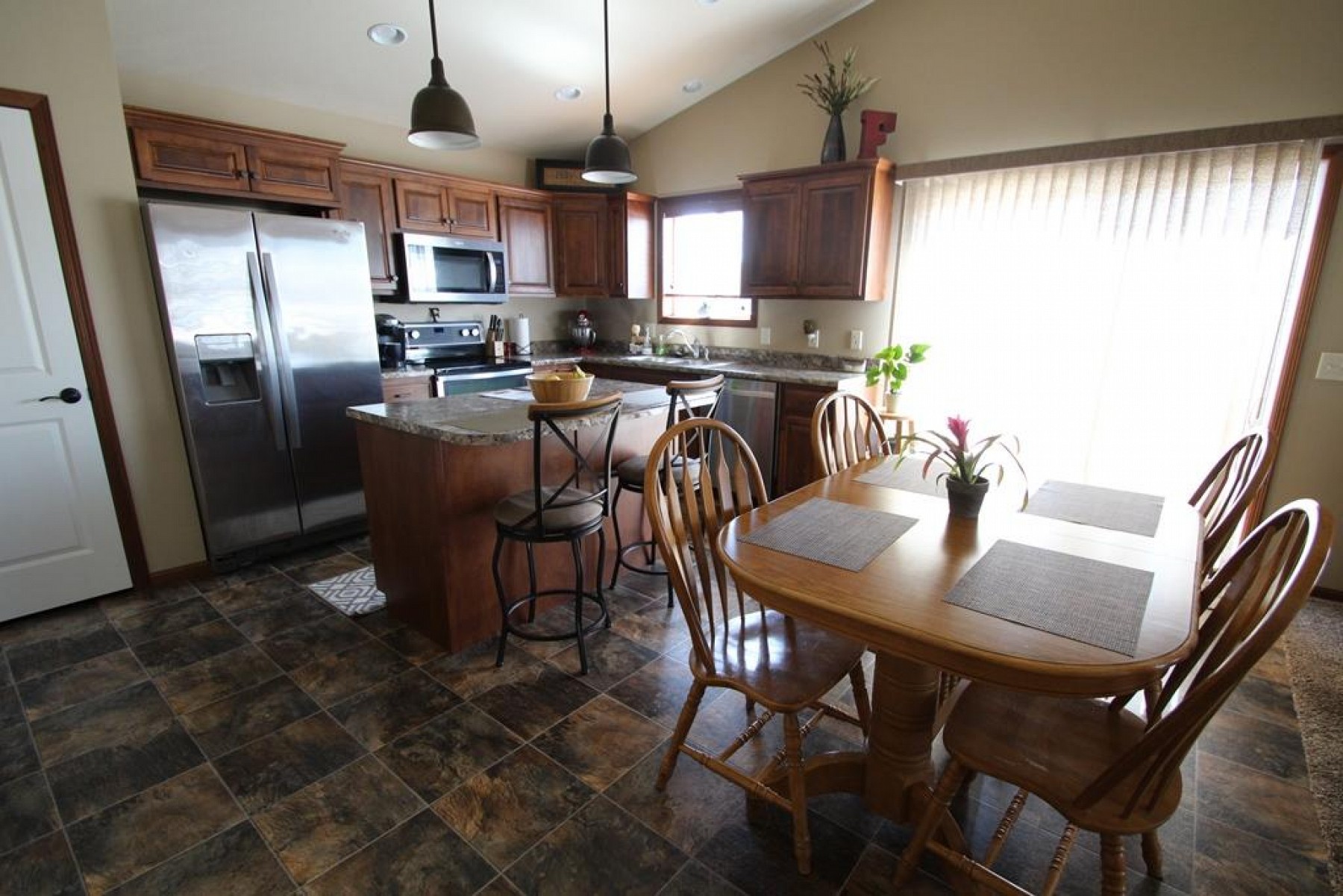 1317 Breckenridge Circle, Brookings, SD 57006