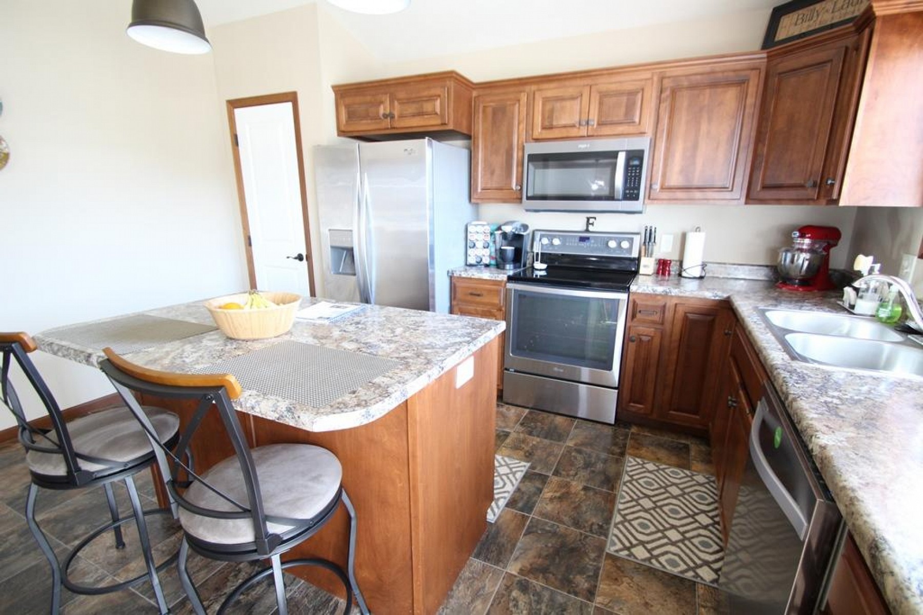 1317 Breckenridge Circle, Brookings, SD 57006