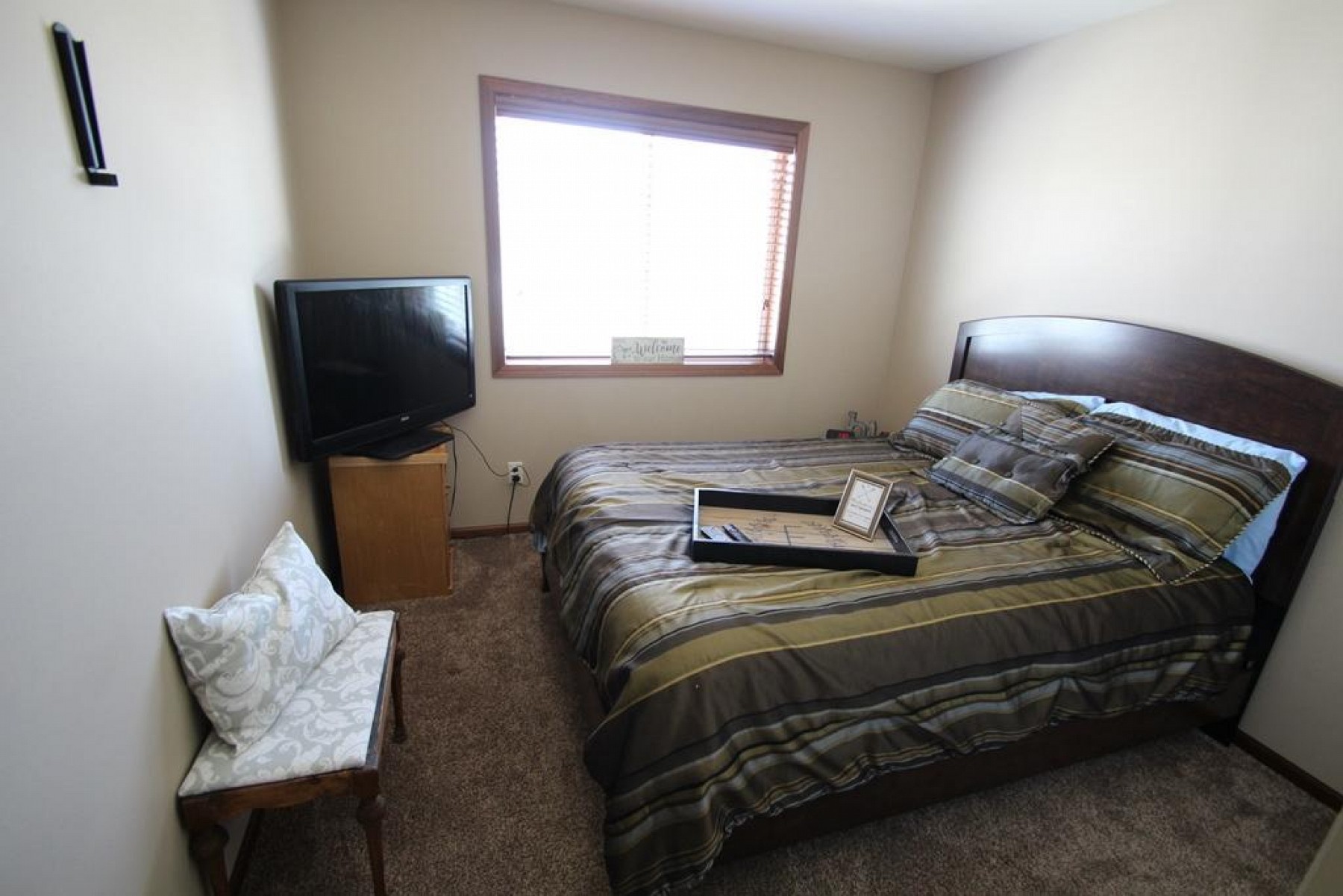 1317 Breckenridge Circle, Brookings, SD 57006