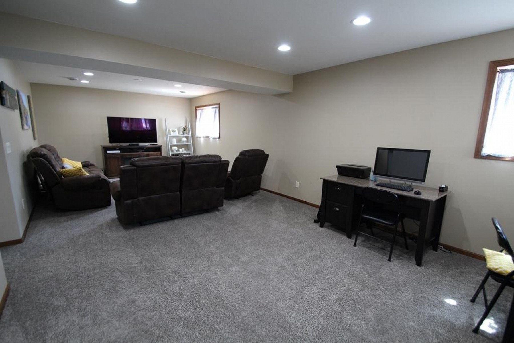 1317 Breckenridge Circle, Brookings, SD 57006