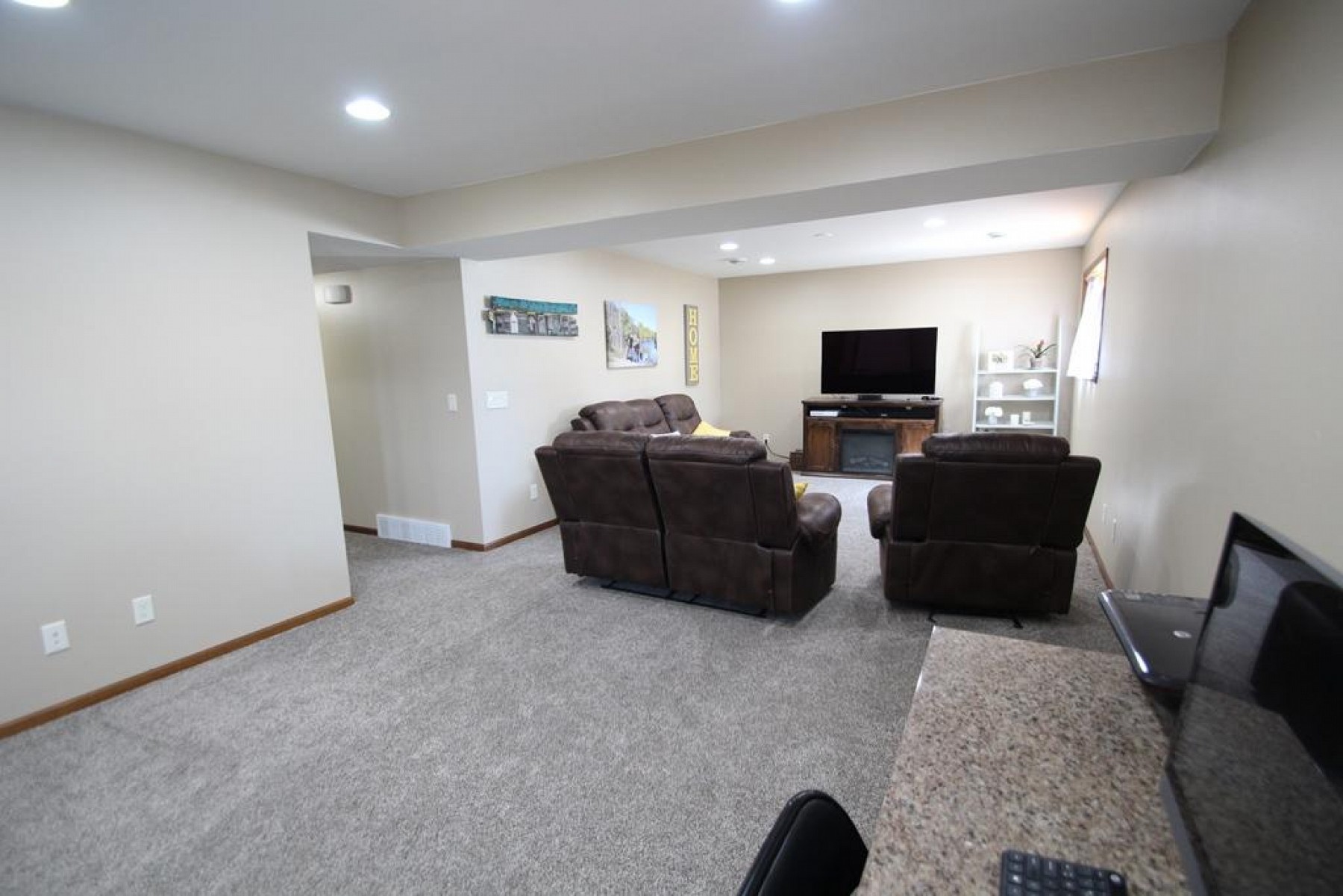 1317 Breckenridge Circle, Brookings, SD 57006