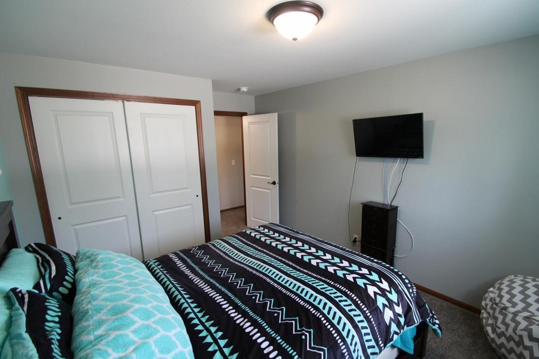 1317 Breckenridge Circle, Brookings, SD 57006