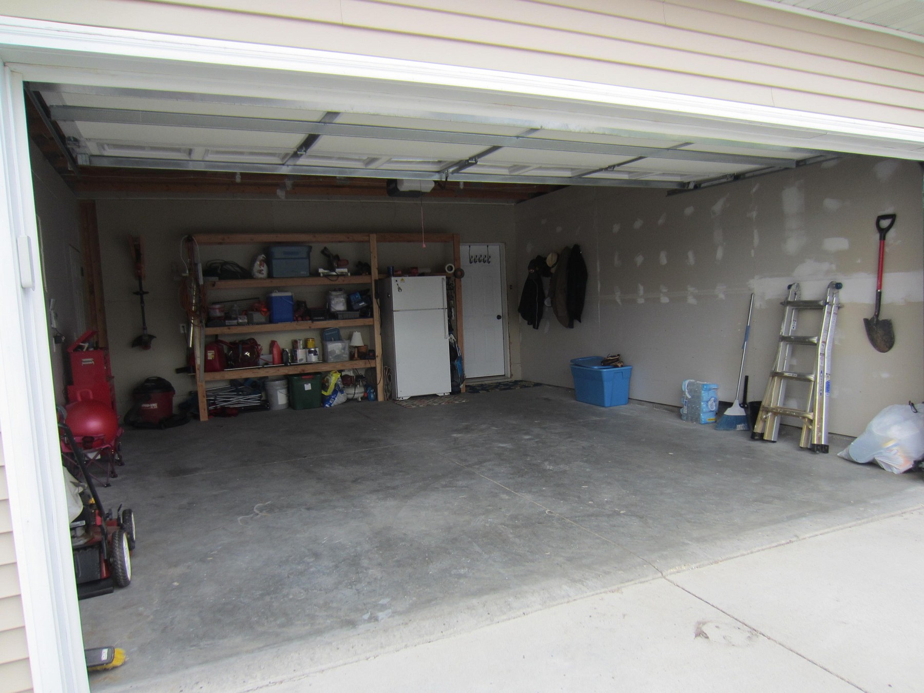 1802 Torrey Pines Drive, Brookings, SD 57006