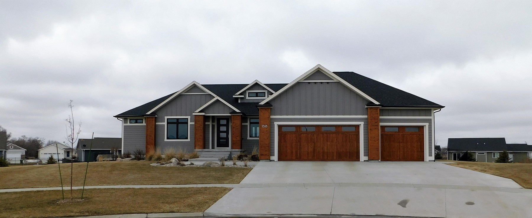 1518 Windermere Circle, Brookings, SD 57006