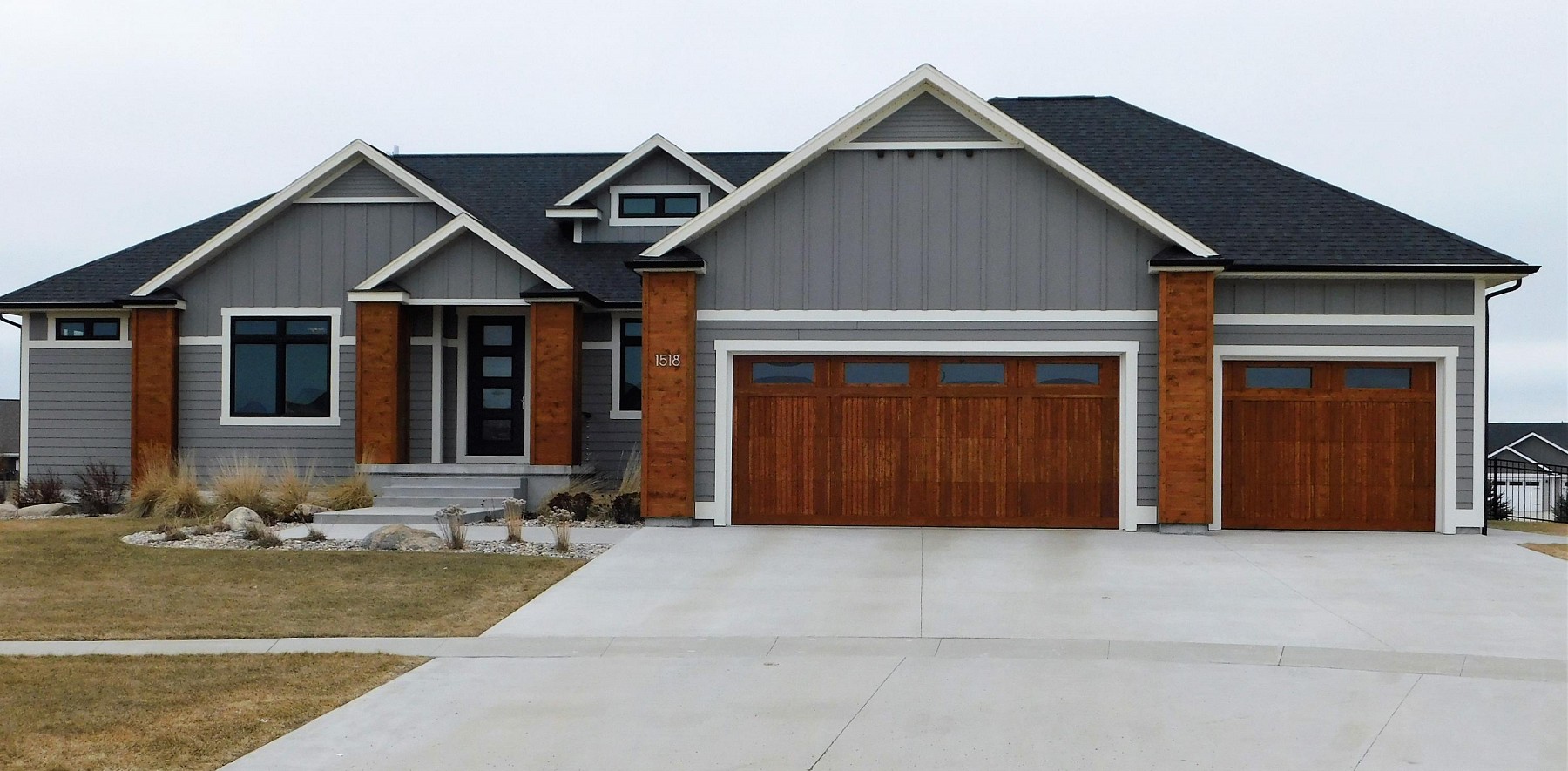 1518 Windermere Circle, Brookings, SD 57006