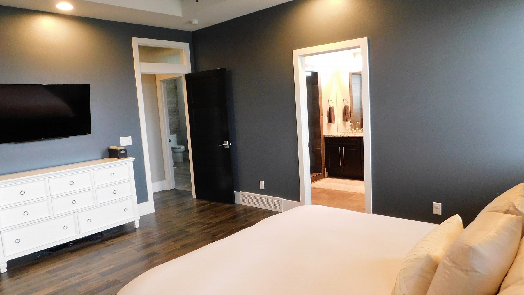 1518 Windermere Circle, Brookings, SD 57006