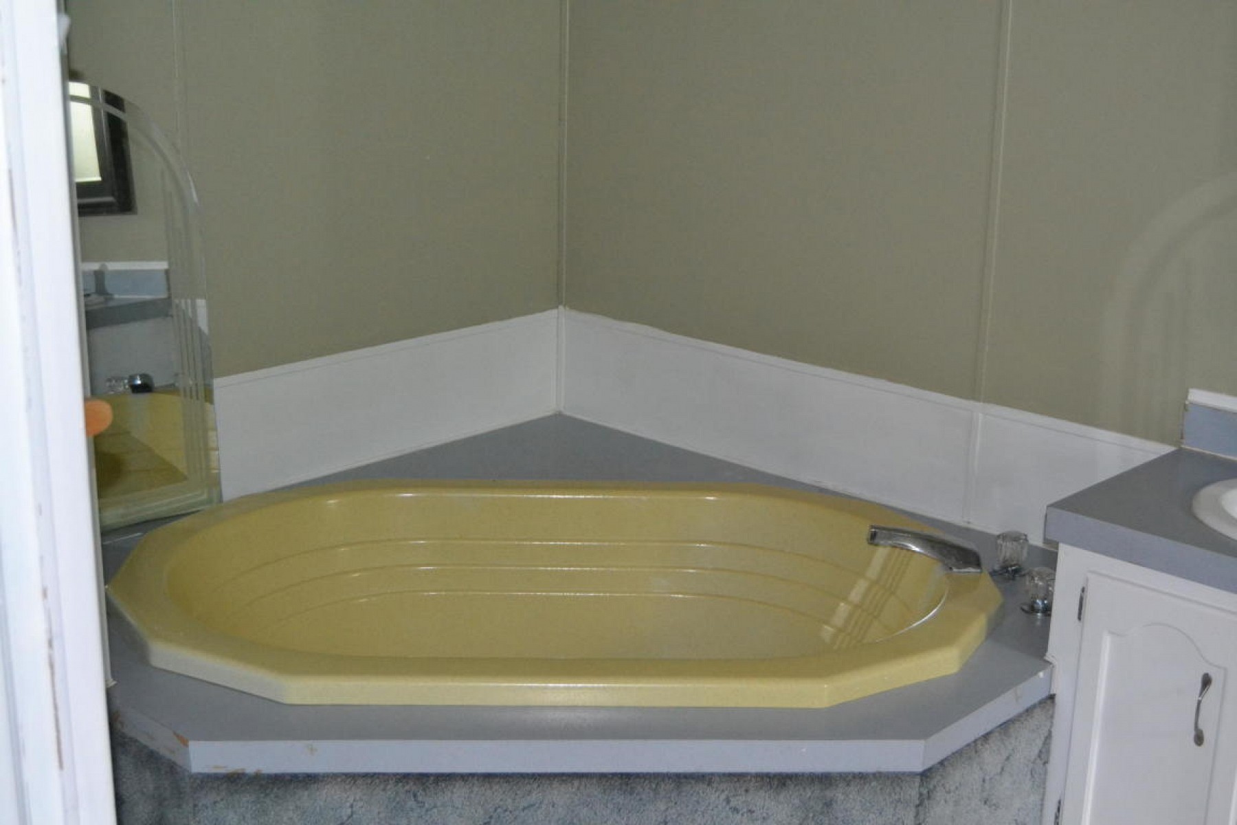 410 Medary Avenue S, Brookings, SD 57006