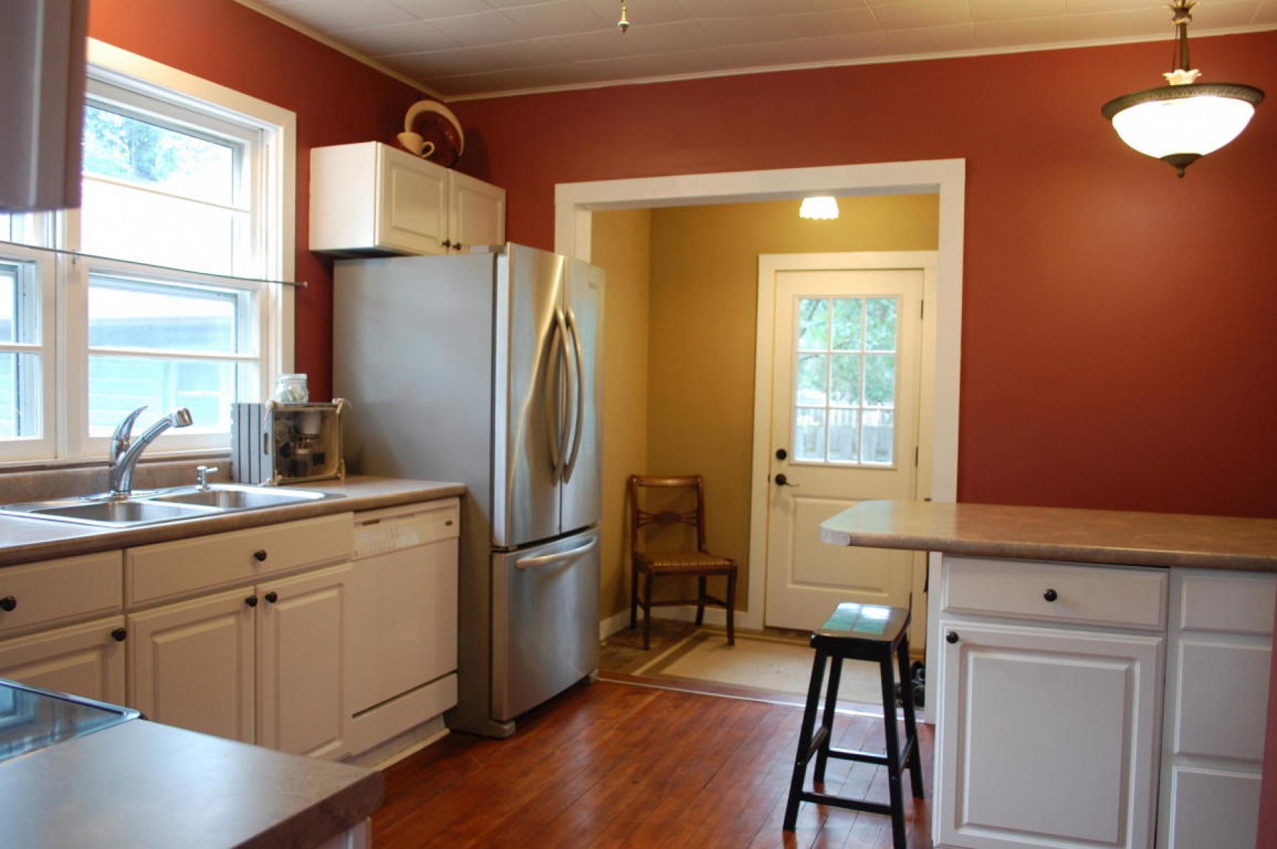 1113 4TH Street, Brookings, SD 57006