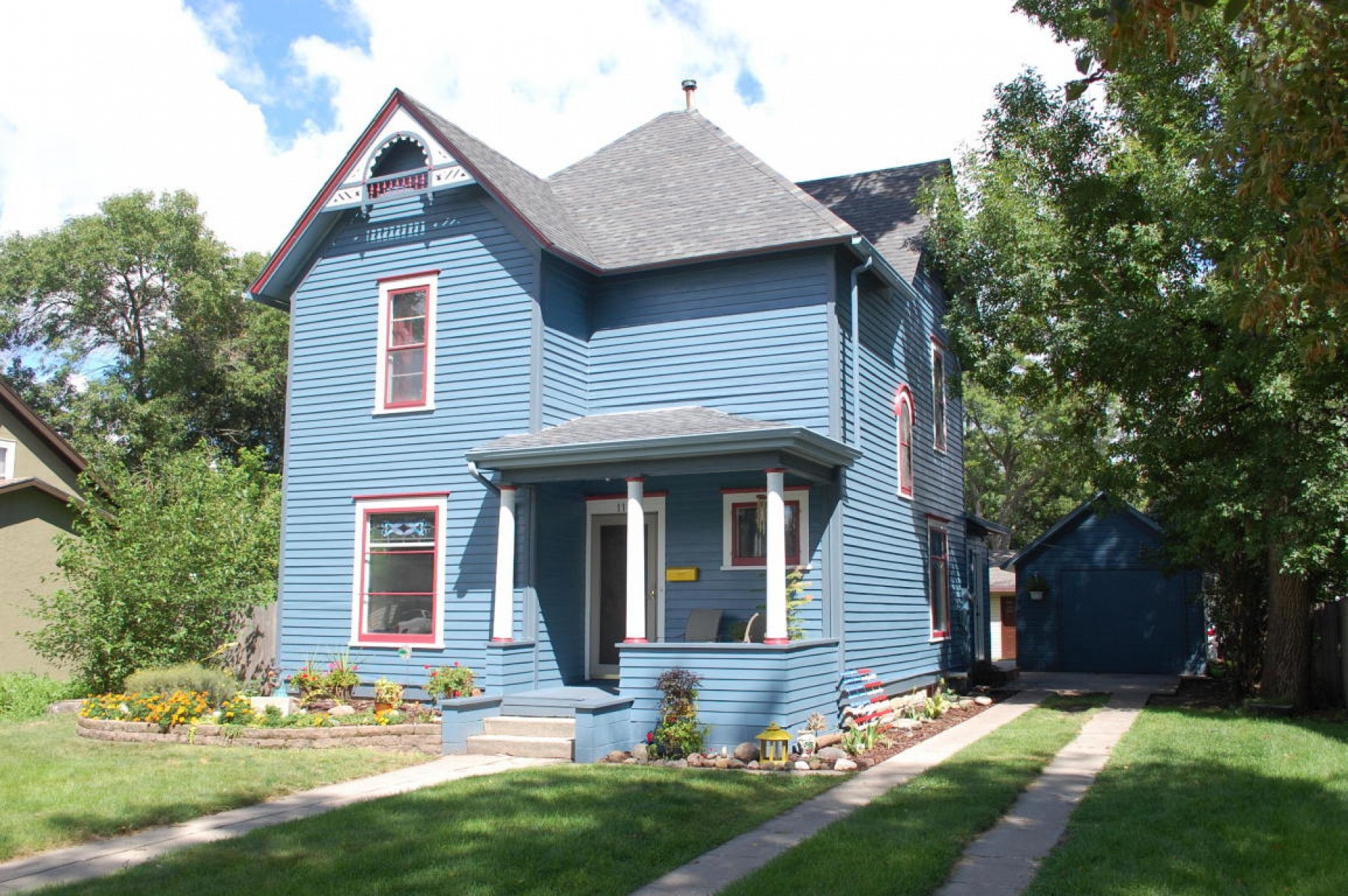 1113 4TH Street, Brookings, SD 57006