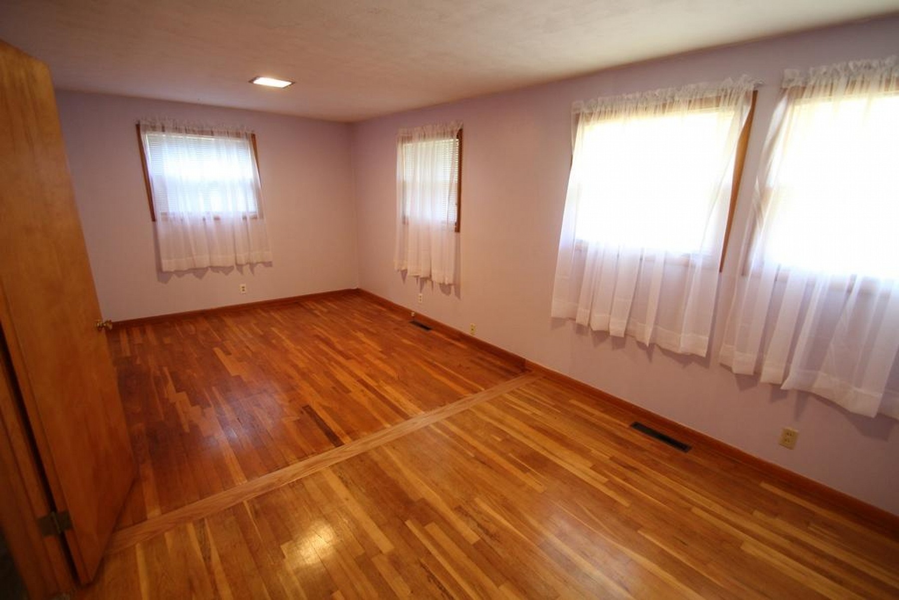 1814 Lincoln Lane, Brookings, SD 57006