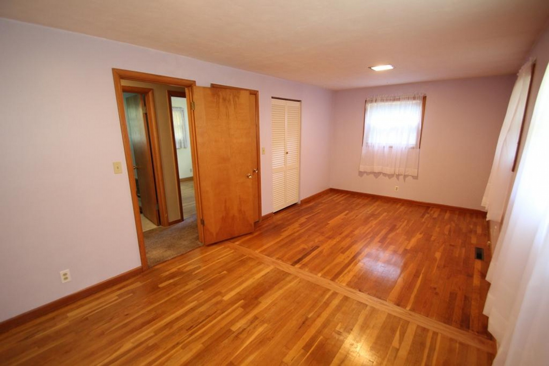 1814 Lincoln Lane, Brookings, SD 57006