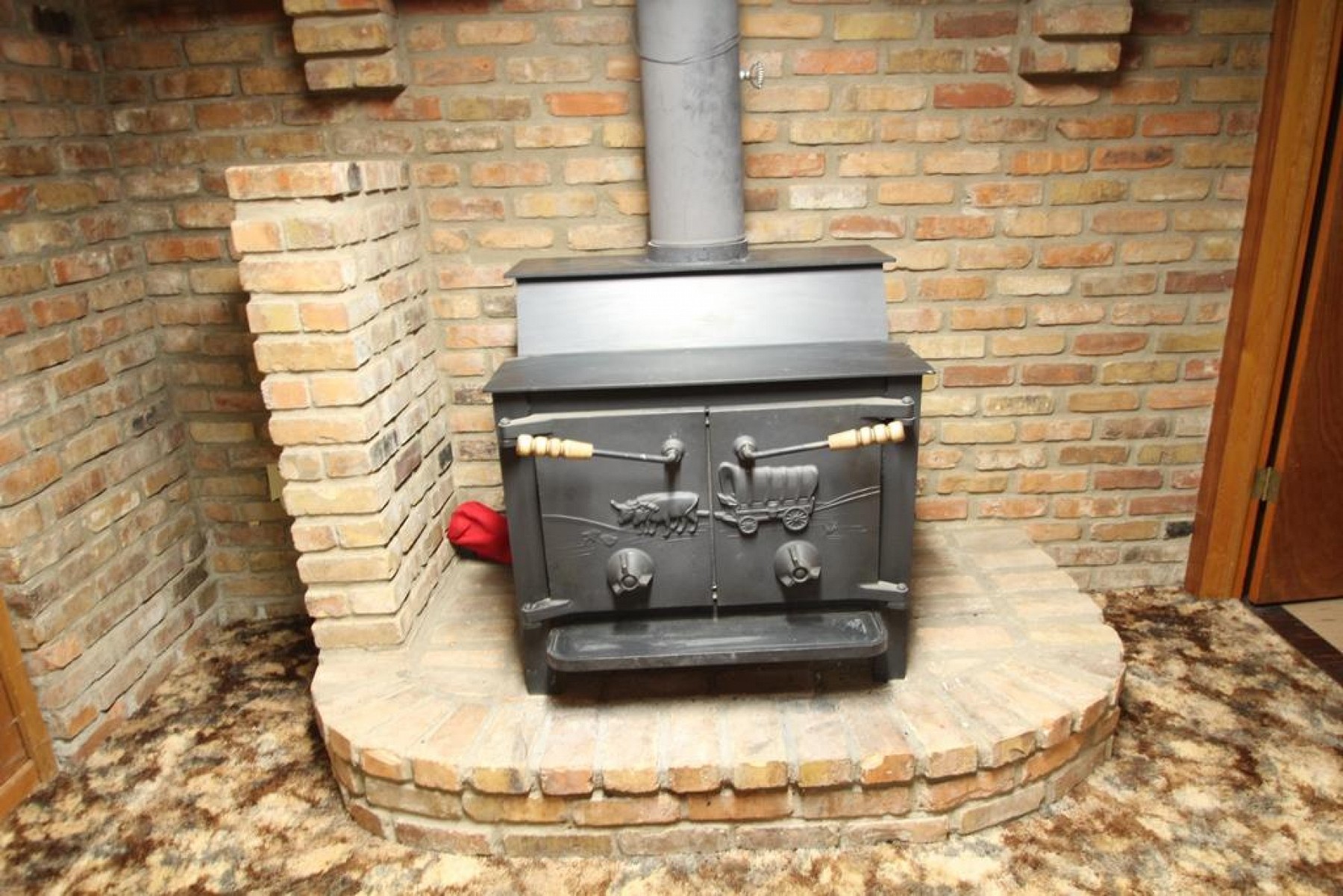 1814 Lincoln Lane, Brookings, SD 57006