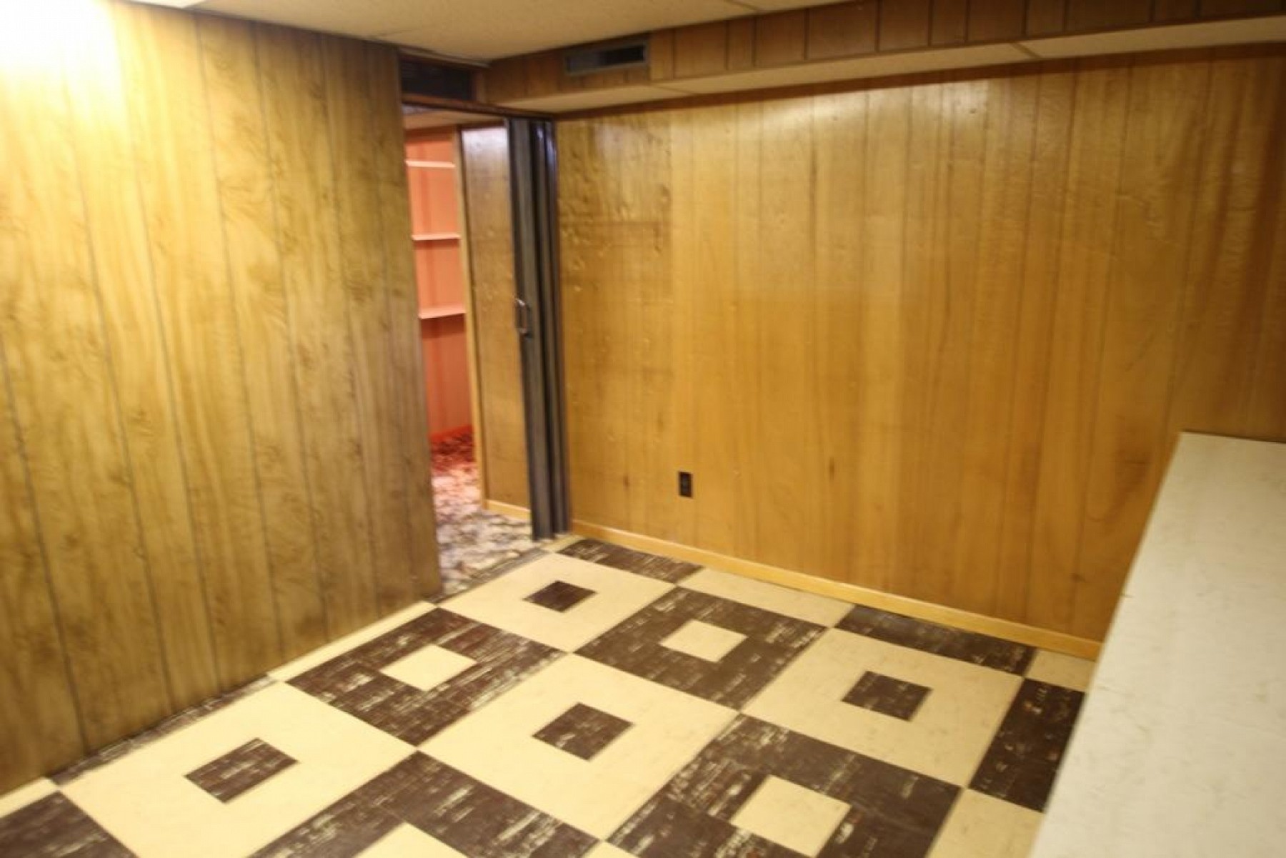 1814 Lincoln Lane, Brookings, SD 57006