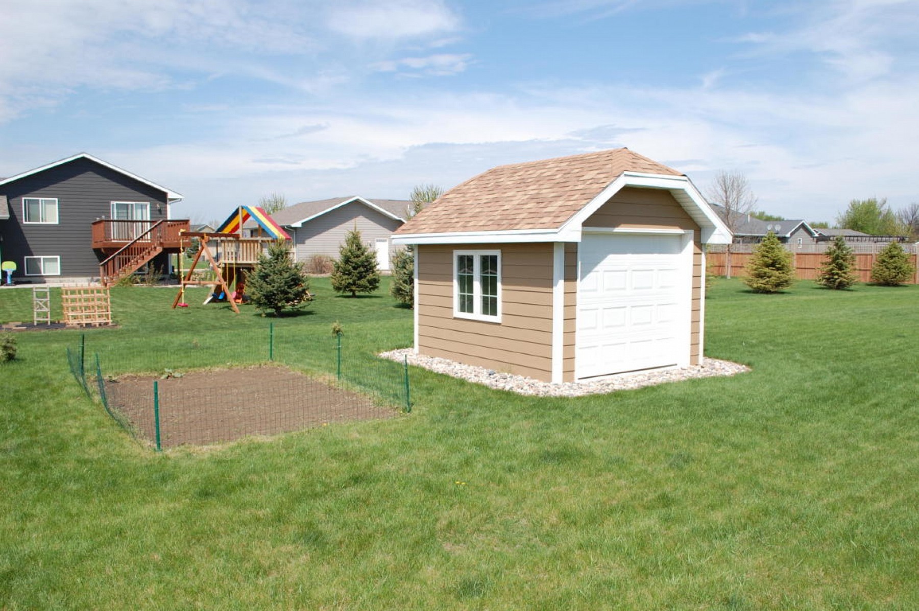 405 Leeann Avenue, Volga, SD 57071