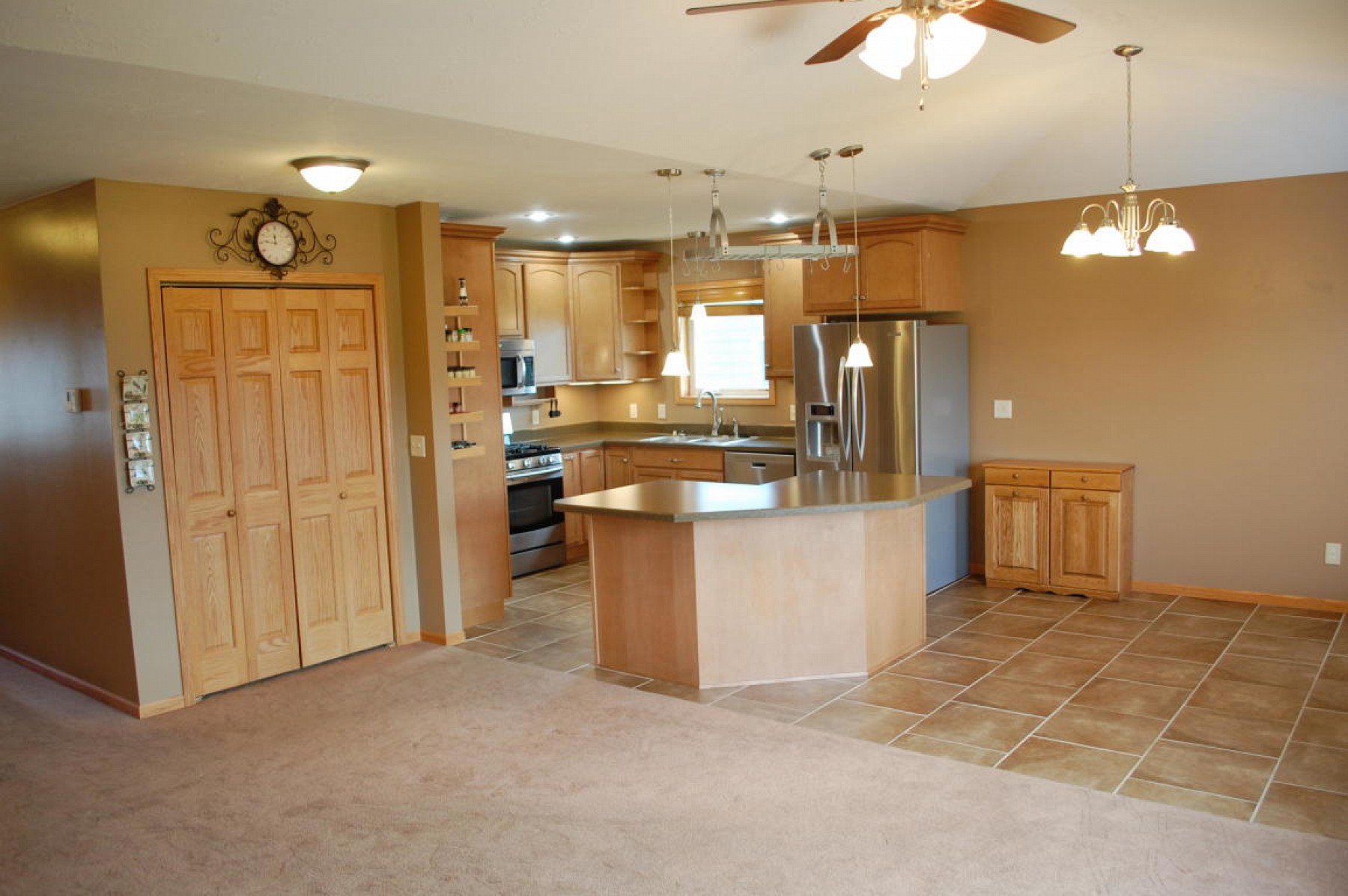 405 Leeann Avenue, Volga, SD 57071