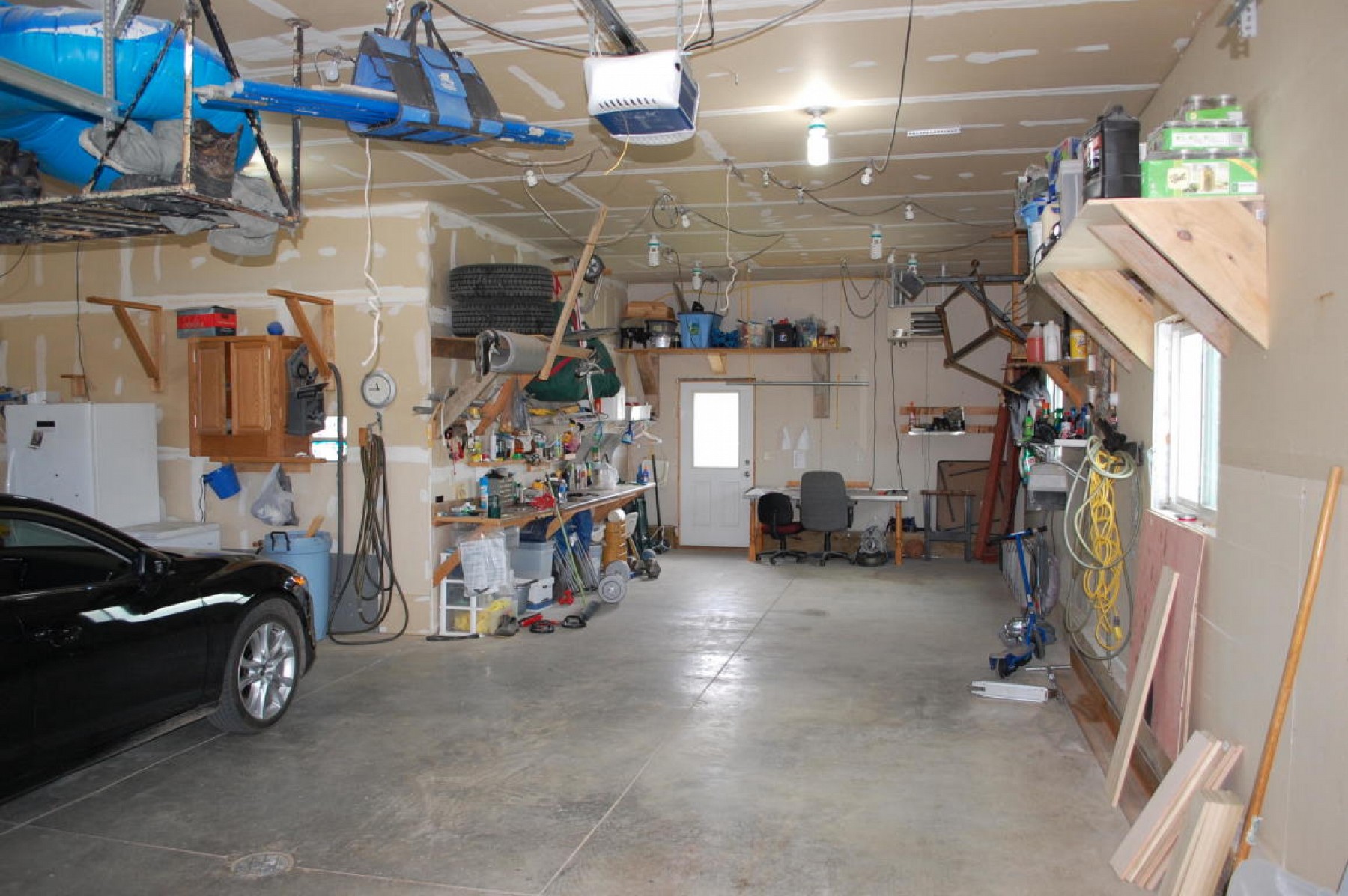 405 Leeann Avenue, Volga, SD 57071