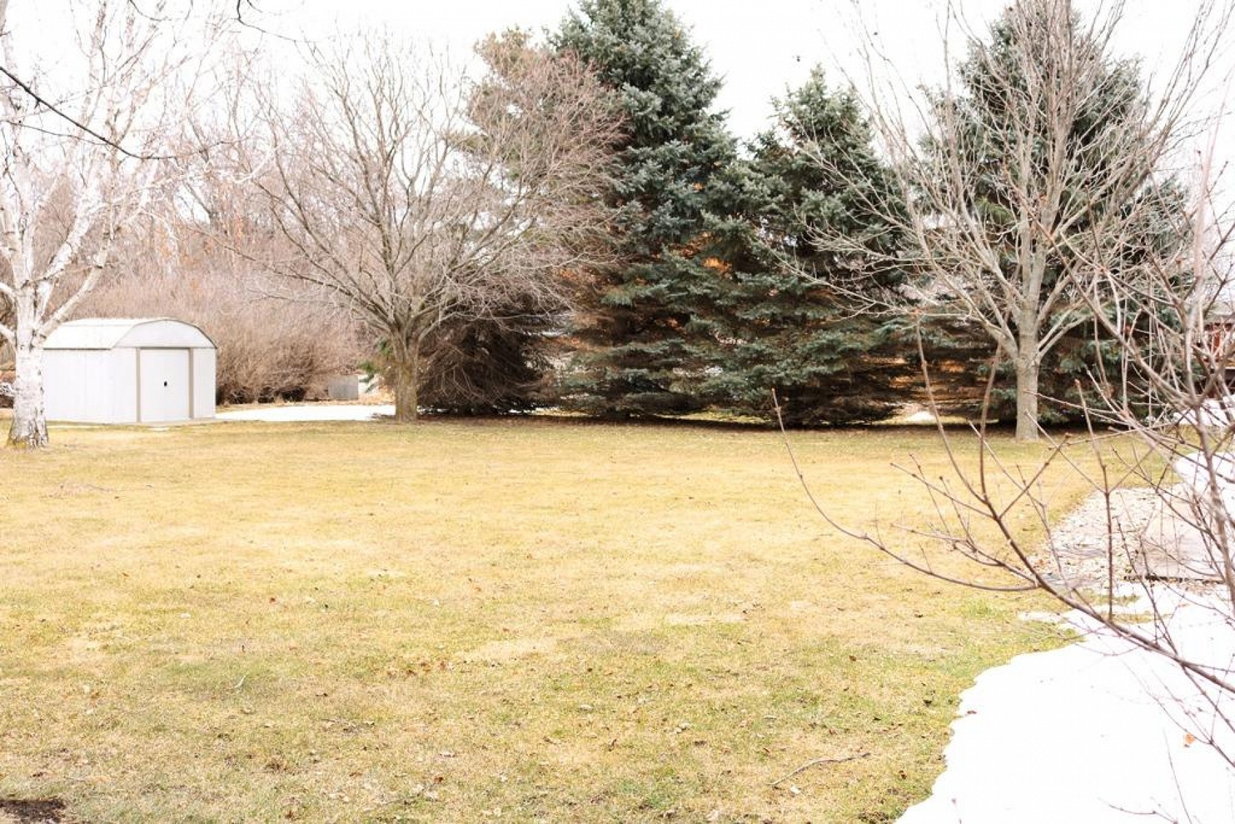 203 Lovejoy Lane, Aurora, SD 57002