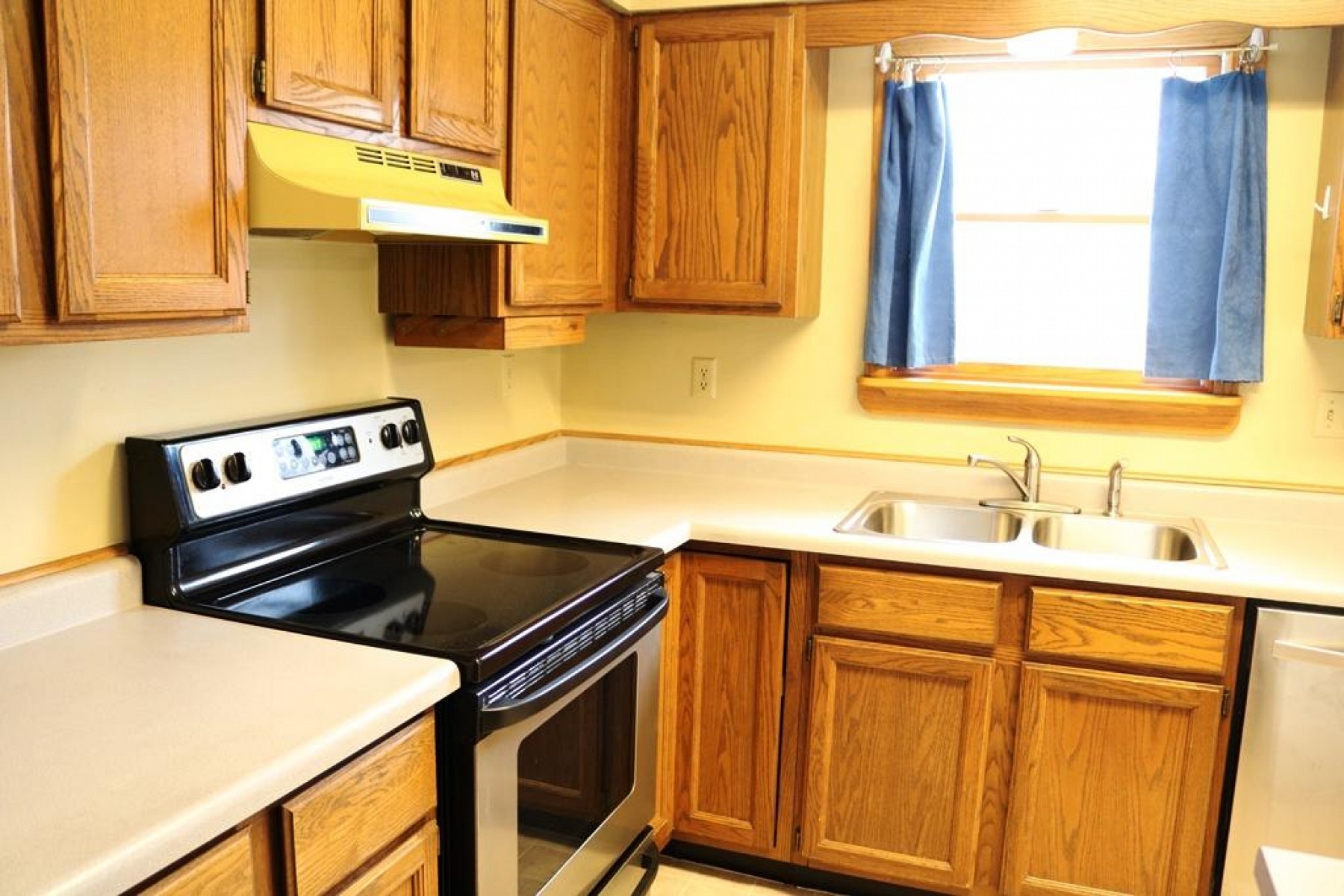 203 Lovejoy Lane, Aurora, SD 57002