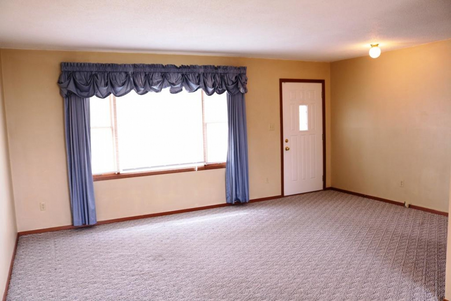 203 Lovejoy Lane, Aurora, SD 57002