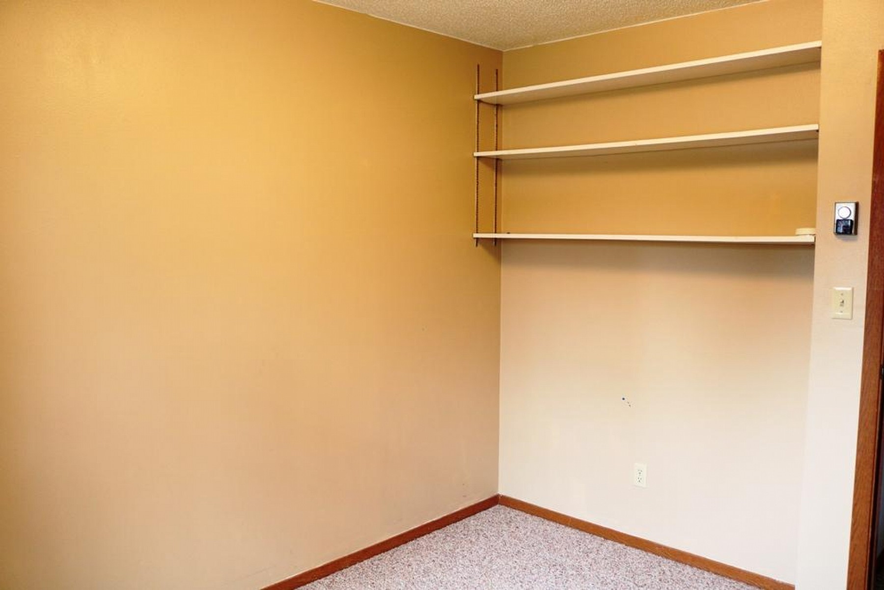 203 Lovejoy Lane, Aurora, SD 57002