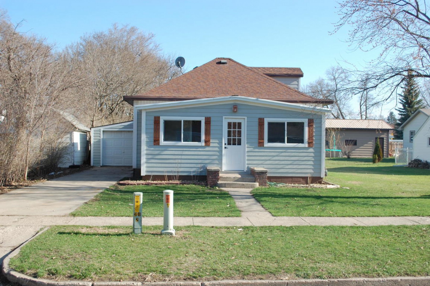 405 Catlett Avenue E, Estelline, SD 57234