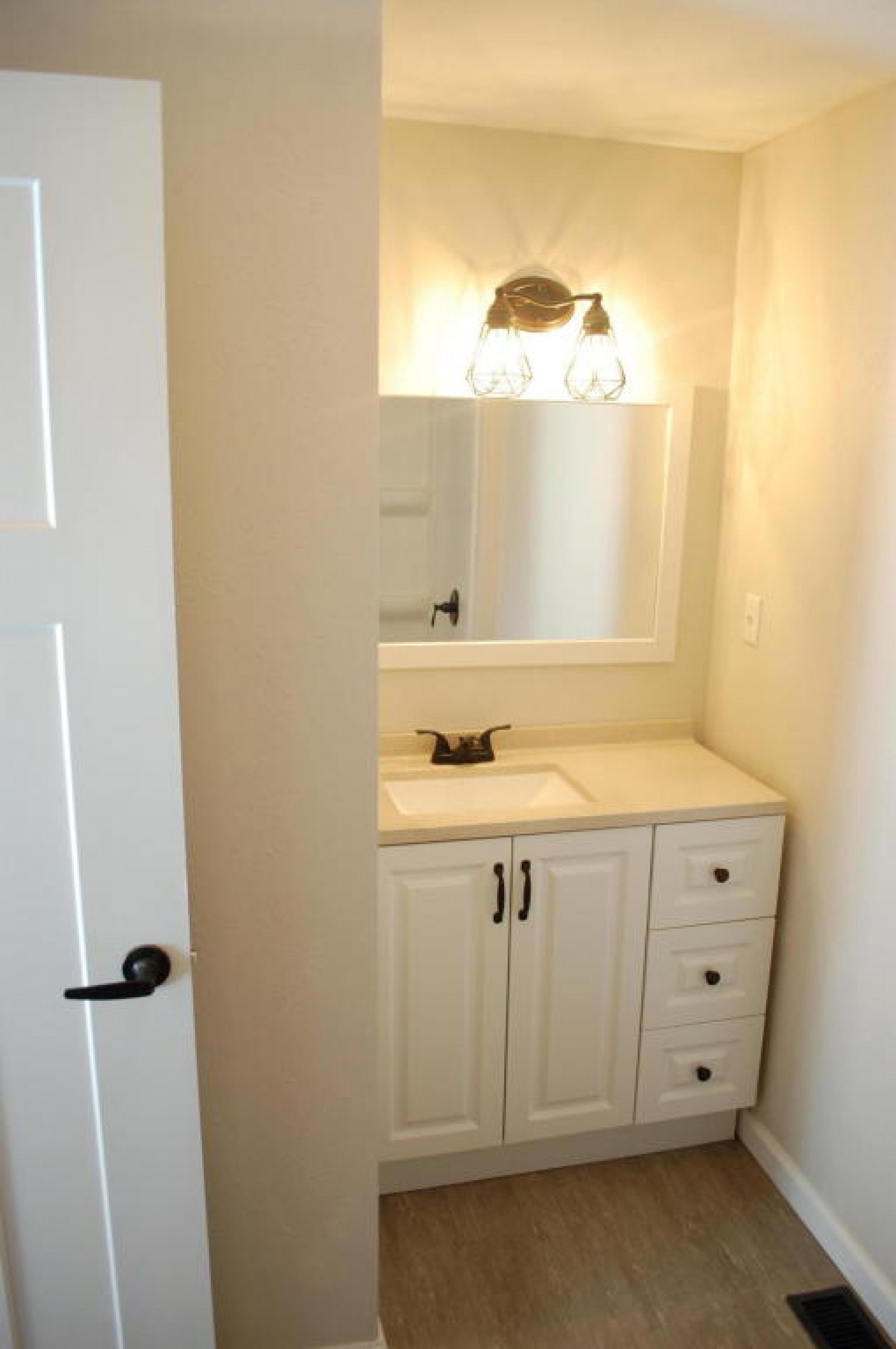 405 Catlett Avenue E, Estelline, SD 57234