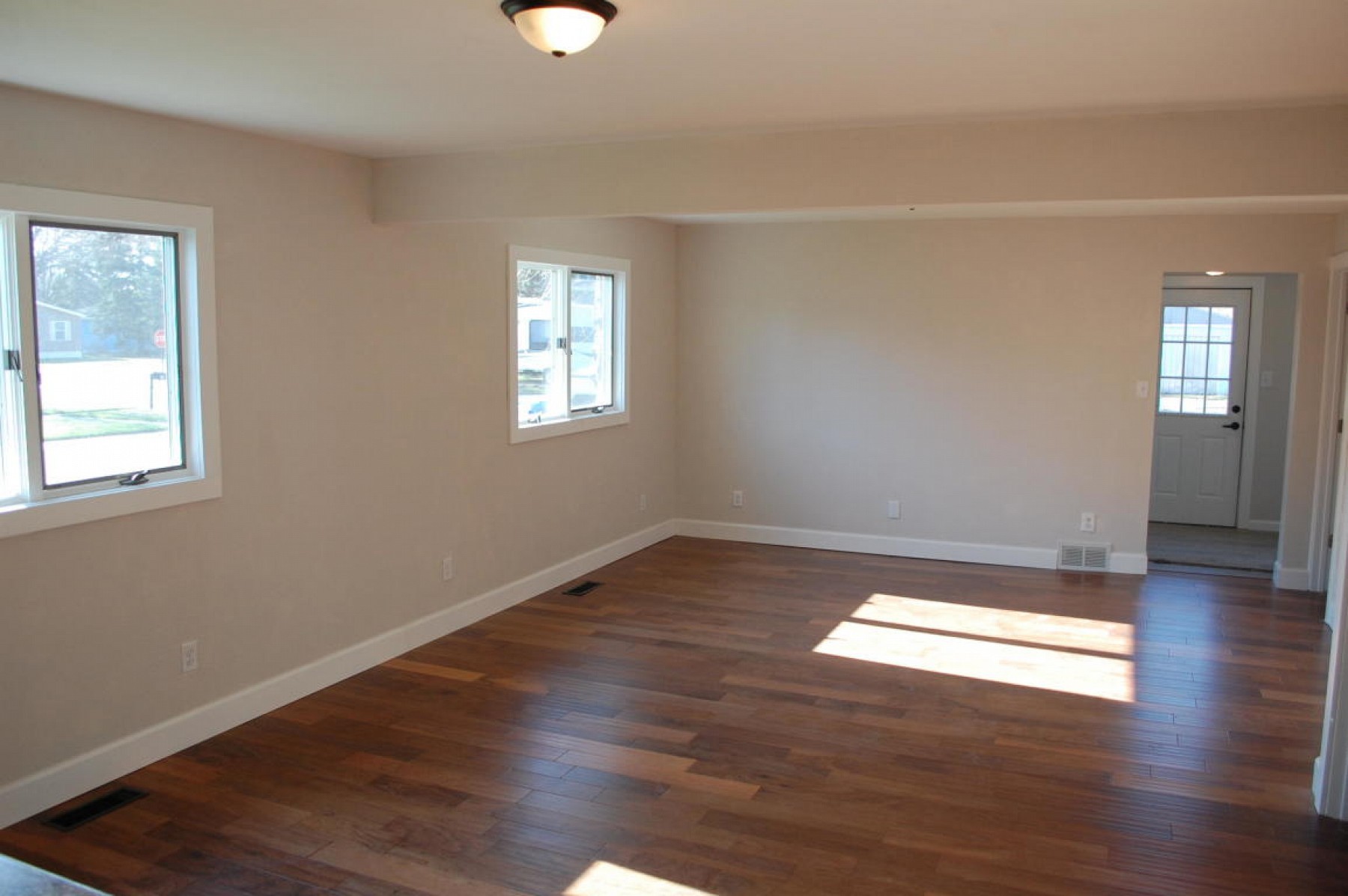 405 Catlett Avenue E, Estelline, SD 57234