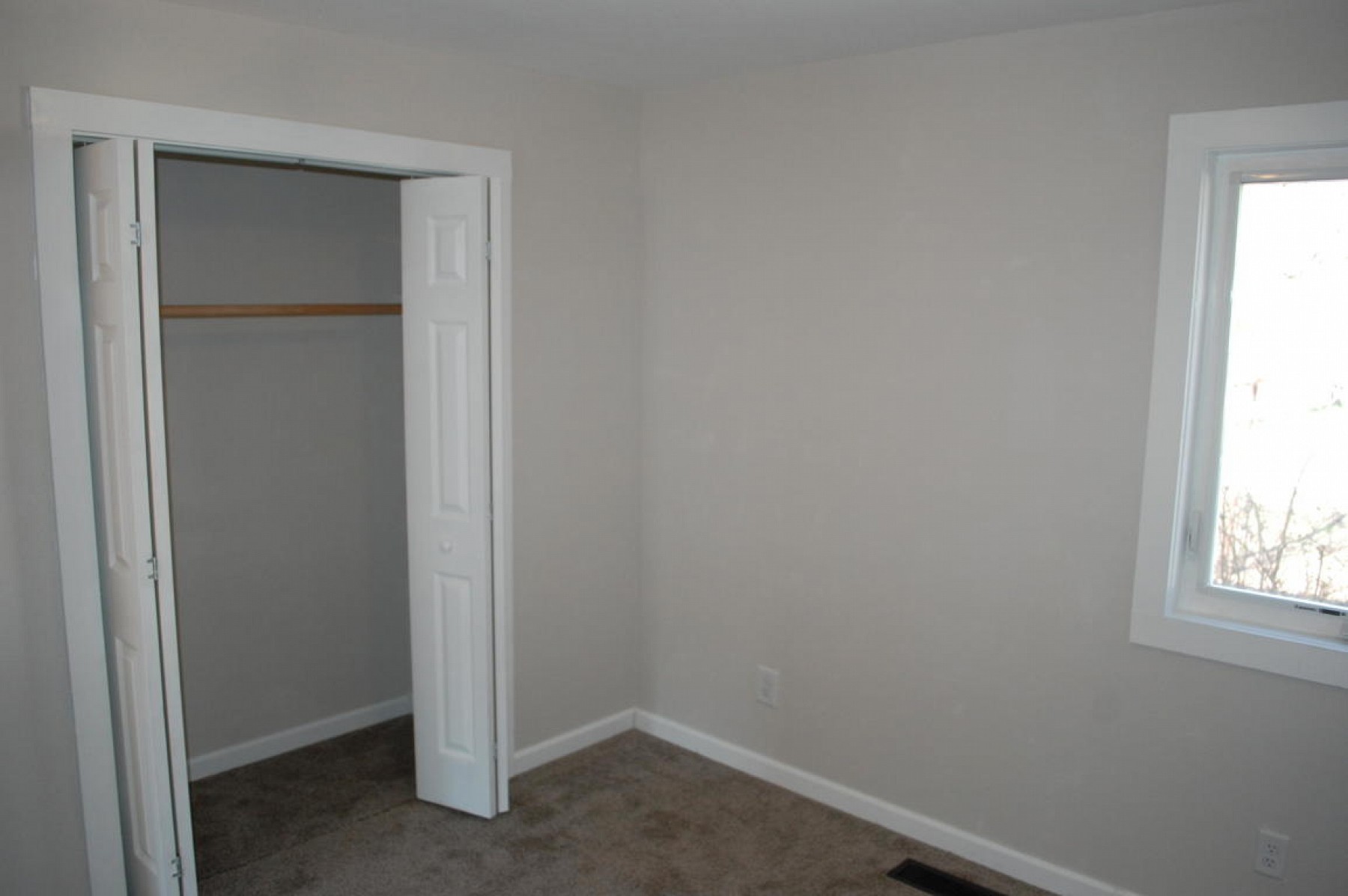 405 Catlett Avenue E, Estelline, SD 57234