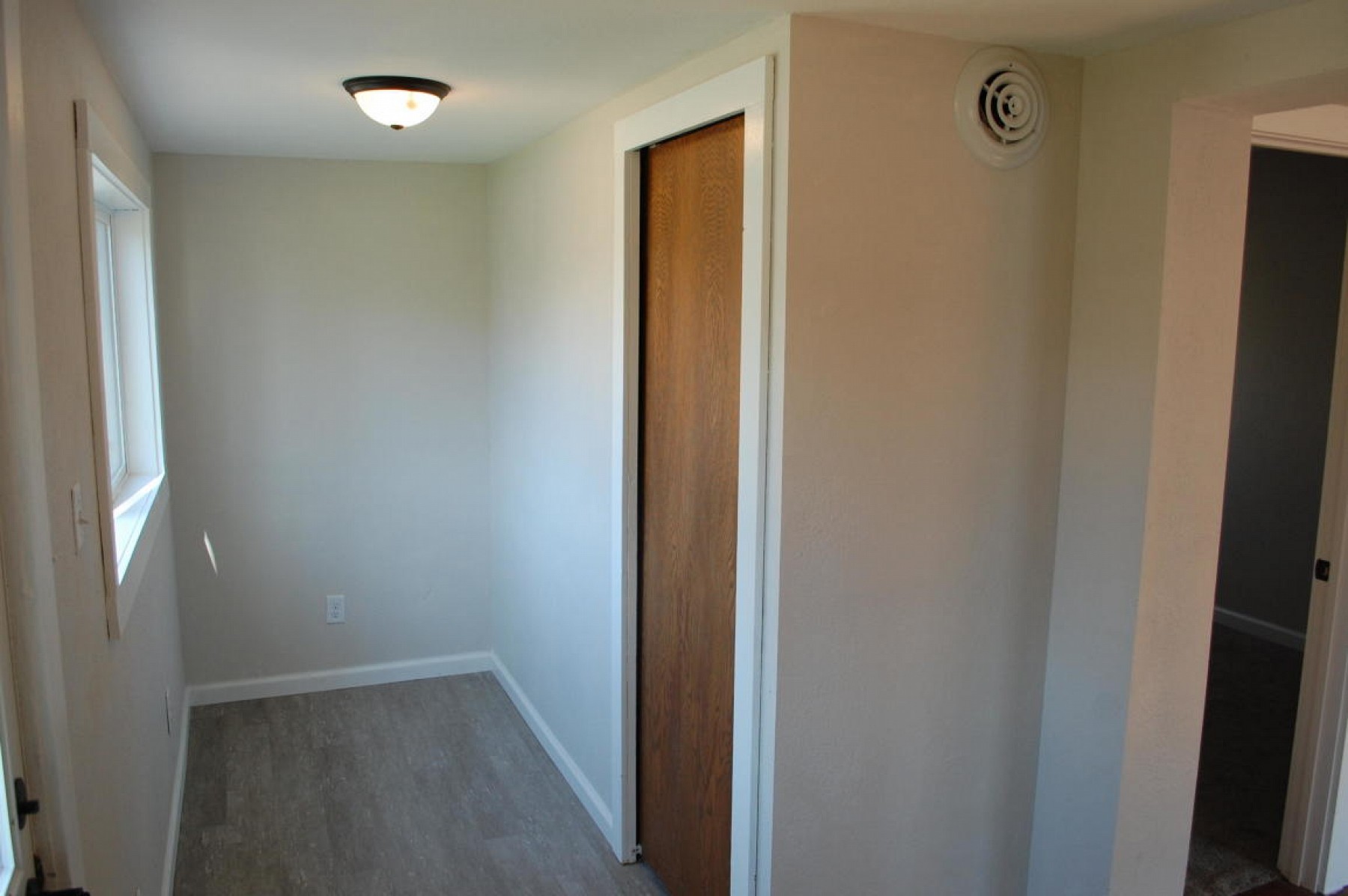 405 Catlett Avenue E, Estelline, SD 57234