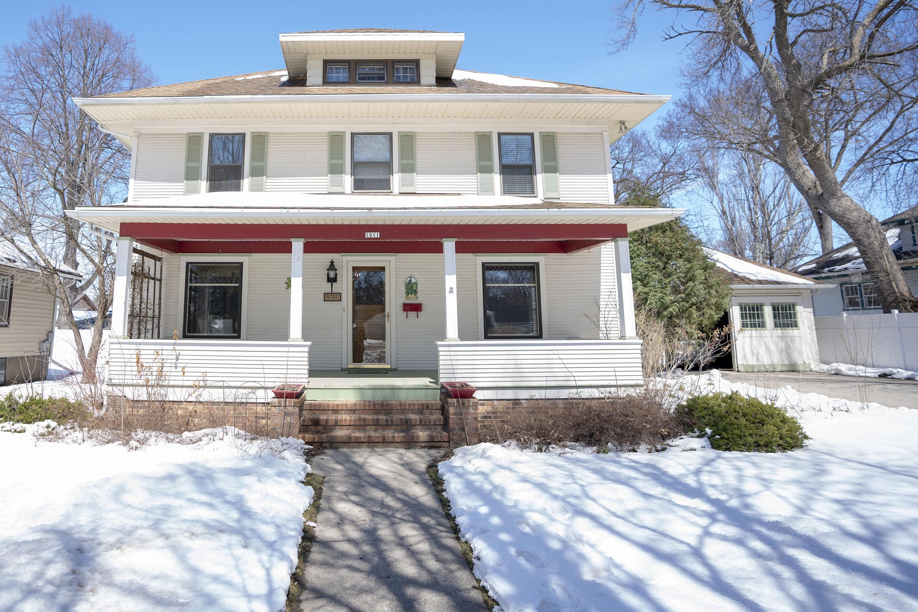 1011 4th Street, Brookings, SD 57006