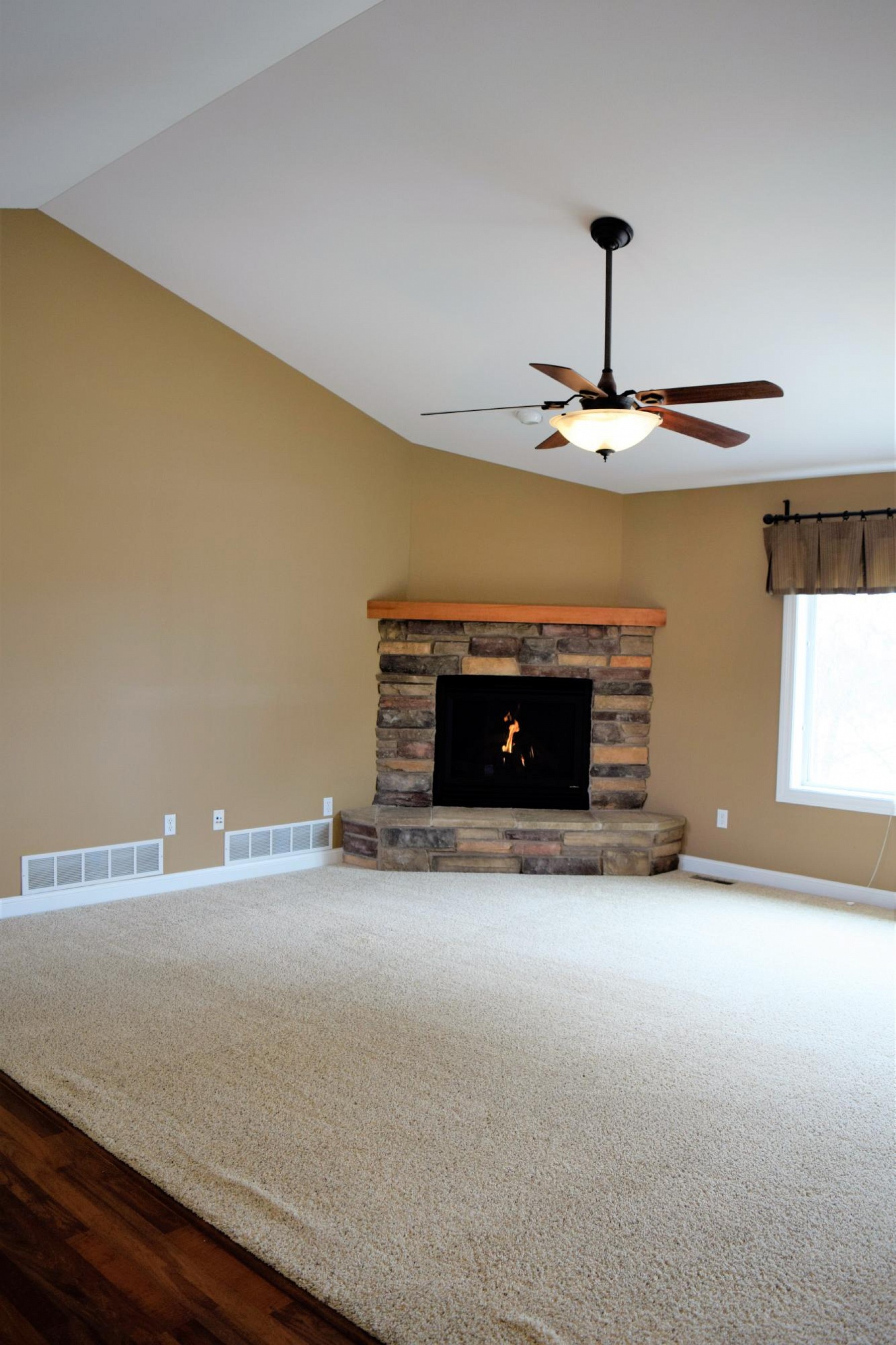 1814 Overlook Ridge Road, Brookings, SD 57006